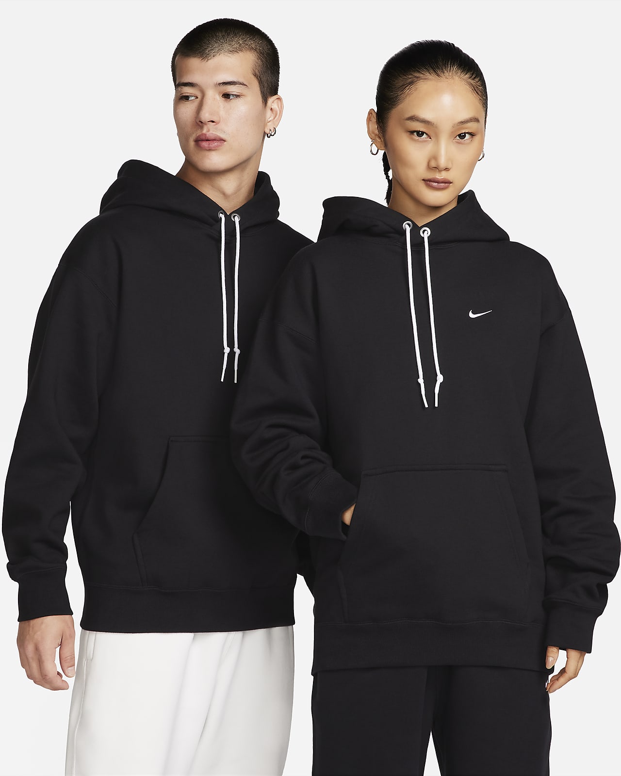 Мужская толстовка Nike Solo Swoosh черная