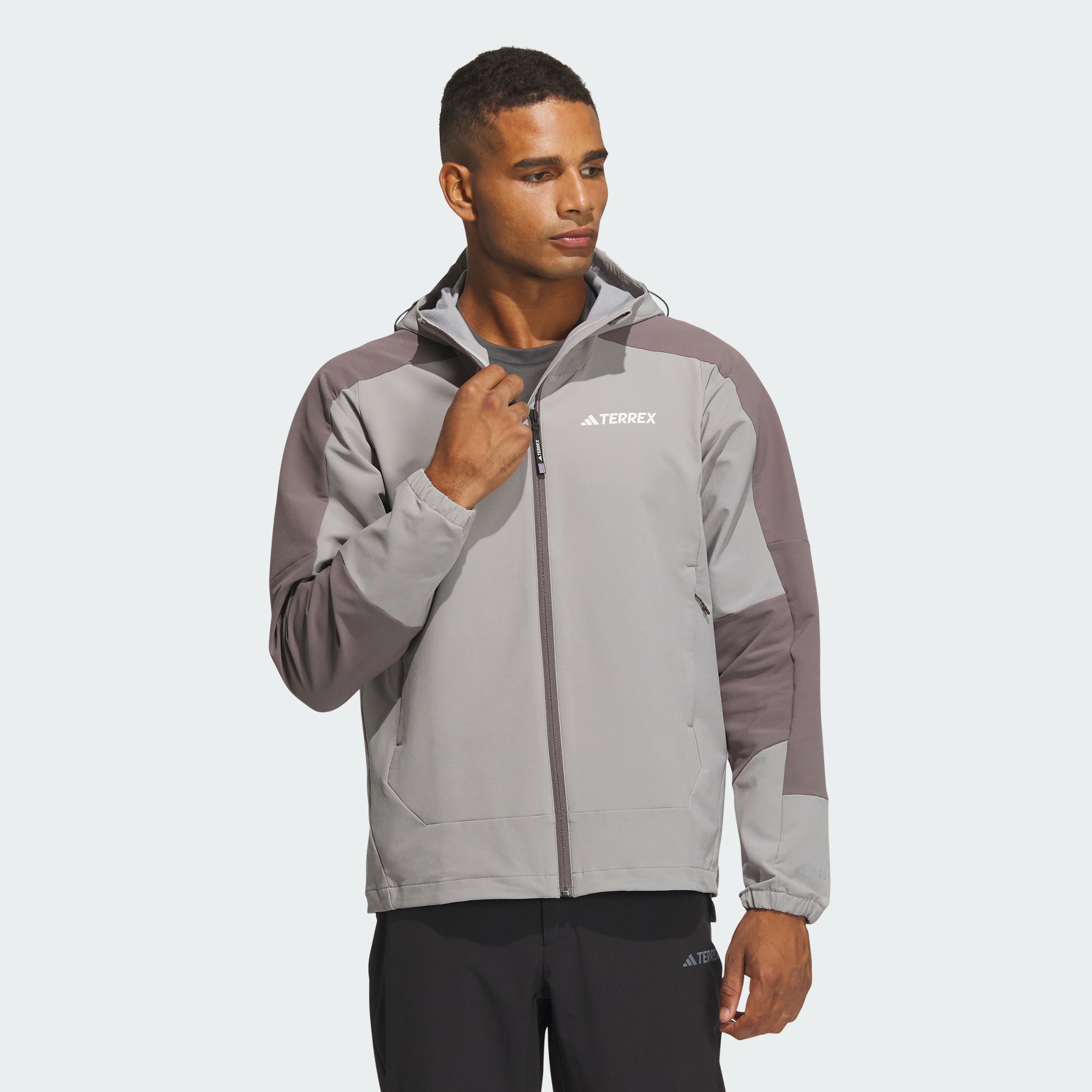 Мужской свитшот adidas WIND.RDY SOFTSHELL HOODED JACKET IP0732