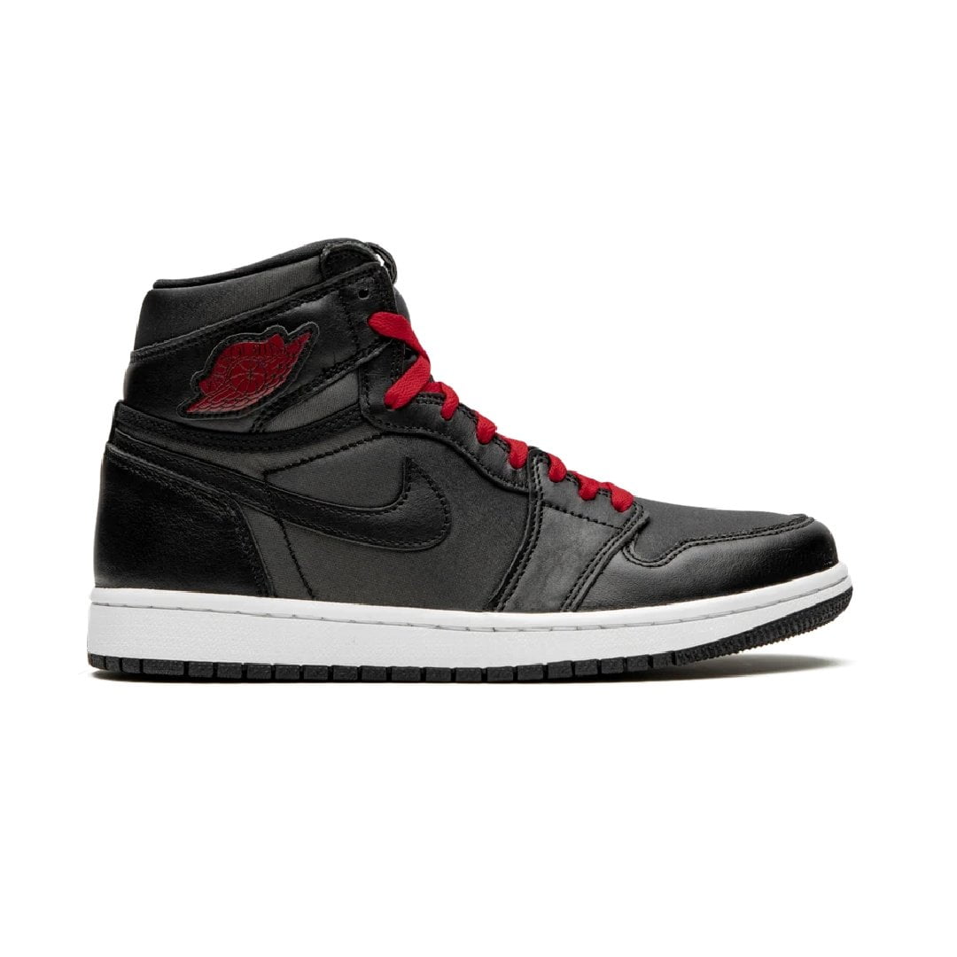 Кроссовки Nike Air Jordan 1 Retro High Black Satin Gym Red