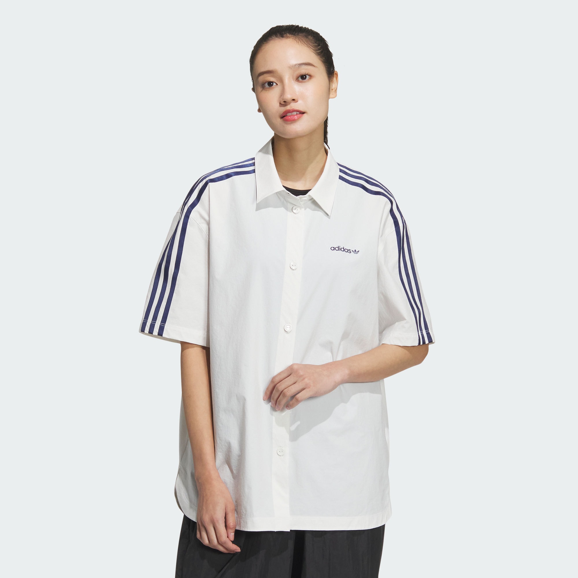 Женская футболка adidas WOVEN SHORT SLEEVE SHIRT