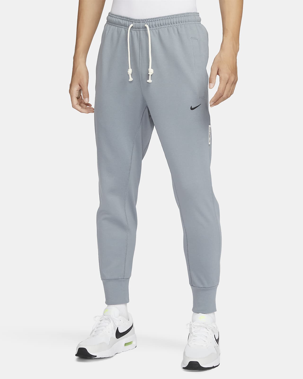 Мужские брюки Nike Standard Issue черные