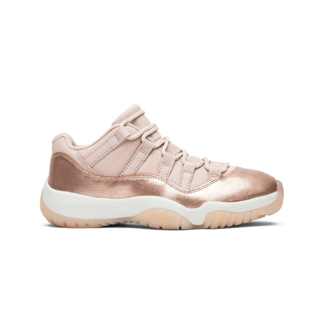 Кроссовки Nike Air Jordan 11 Retro WMNS Low Rose Gold