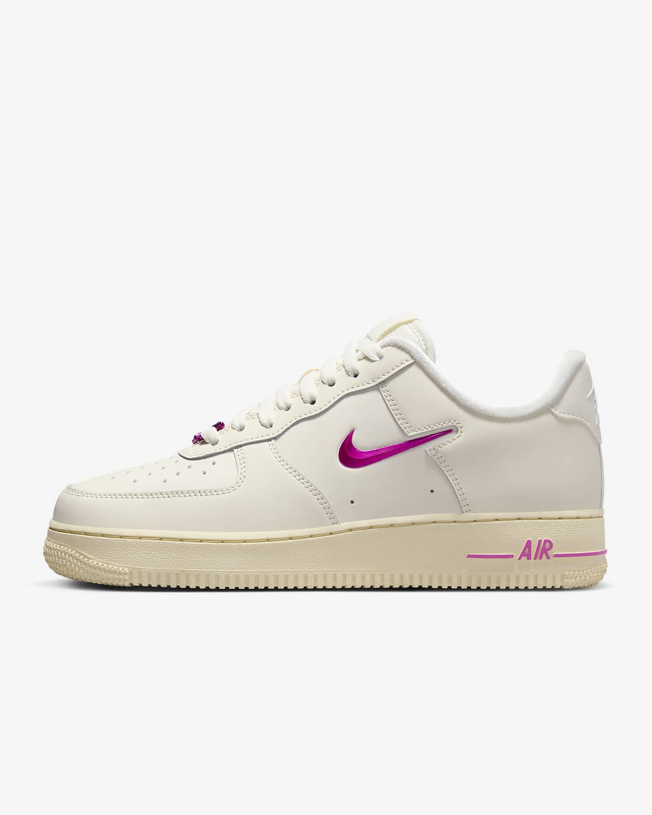 Женские кроссовки Nike Air Force 1 &#8217;07 SE розовые