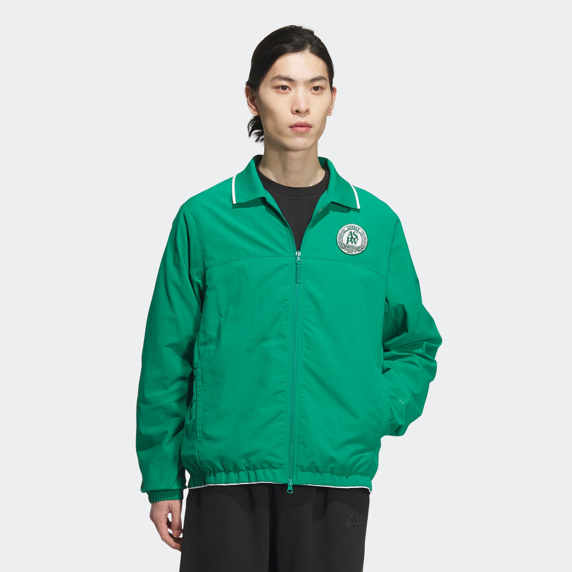 Мужская куртка adidas VERBIAGE WOVEN JACKET зеленая