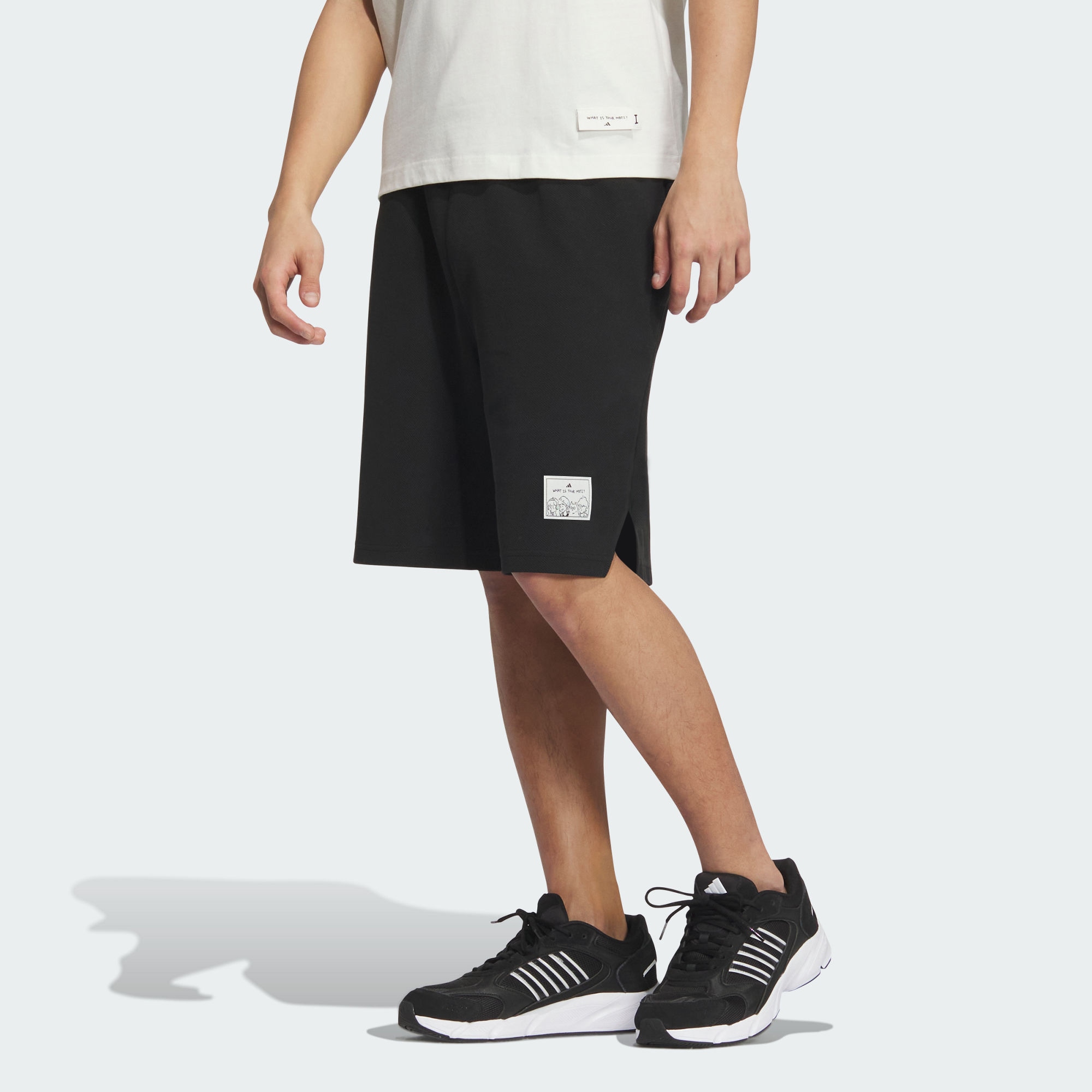 Мужские шорты adidas GRAPHIC SHORTS MBTI черные