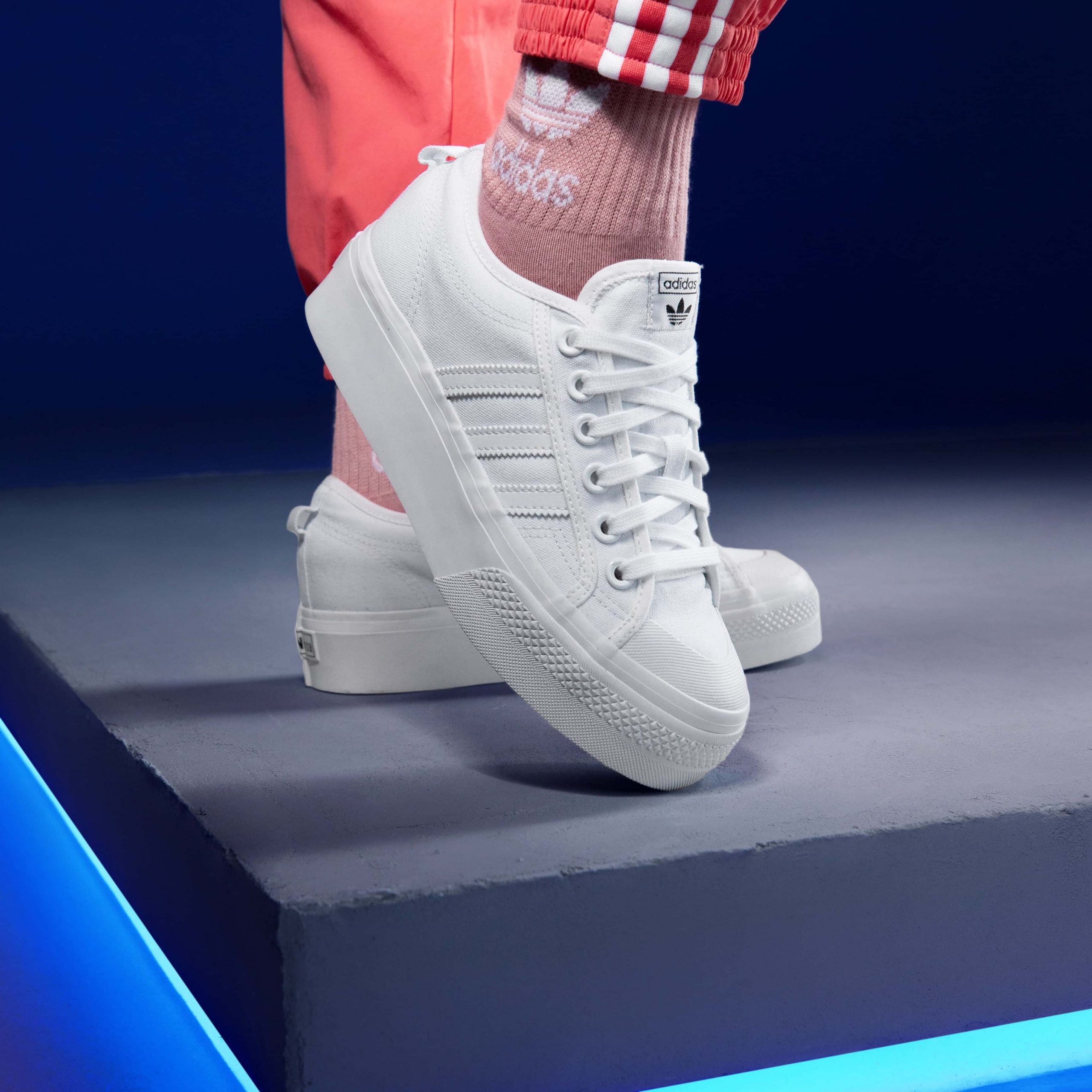 Женские кроссовки adidas NIZZA PLATFORM SHOES