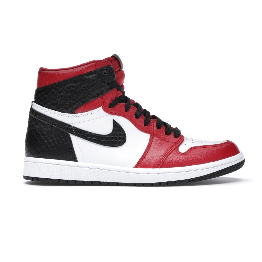 Кроссовки Nike Air Jordan 1 Retro High Satin Snake Chicago