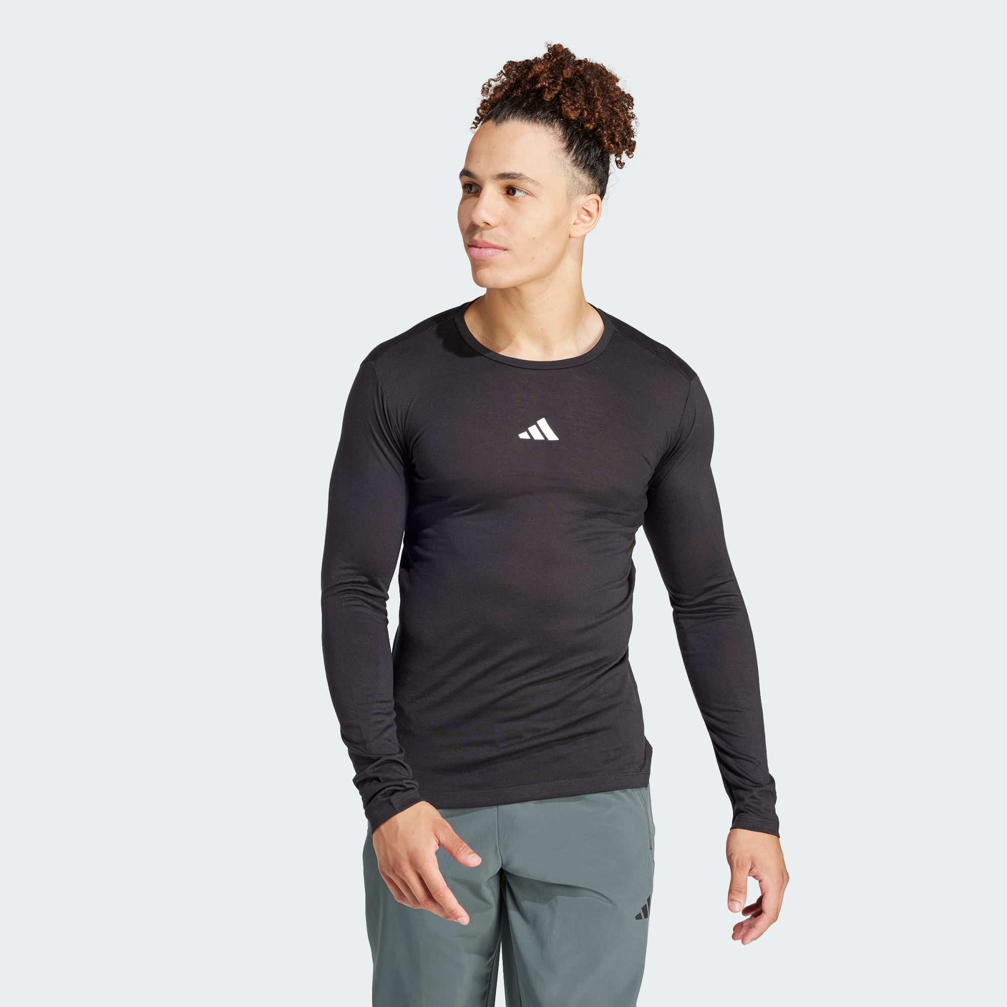 Мужская футболка adidas WORKOUT LONG SLEEVE TEE