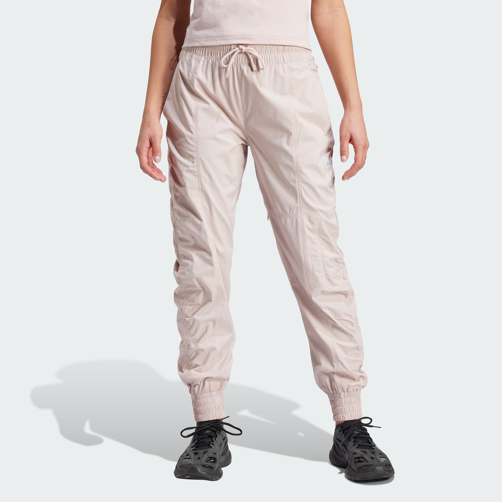 Женские брюки adidas TRUECASUALS WOVEN PANTS IT2664