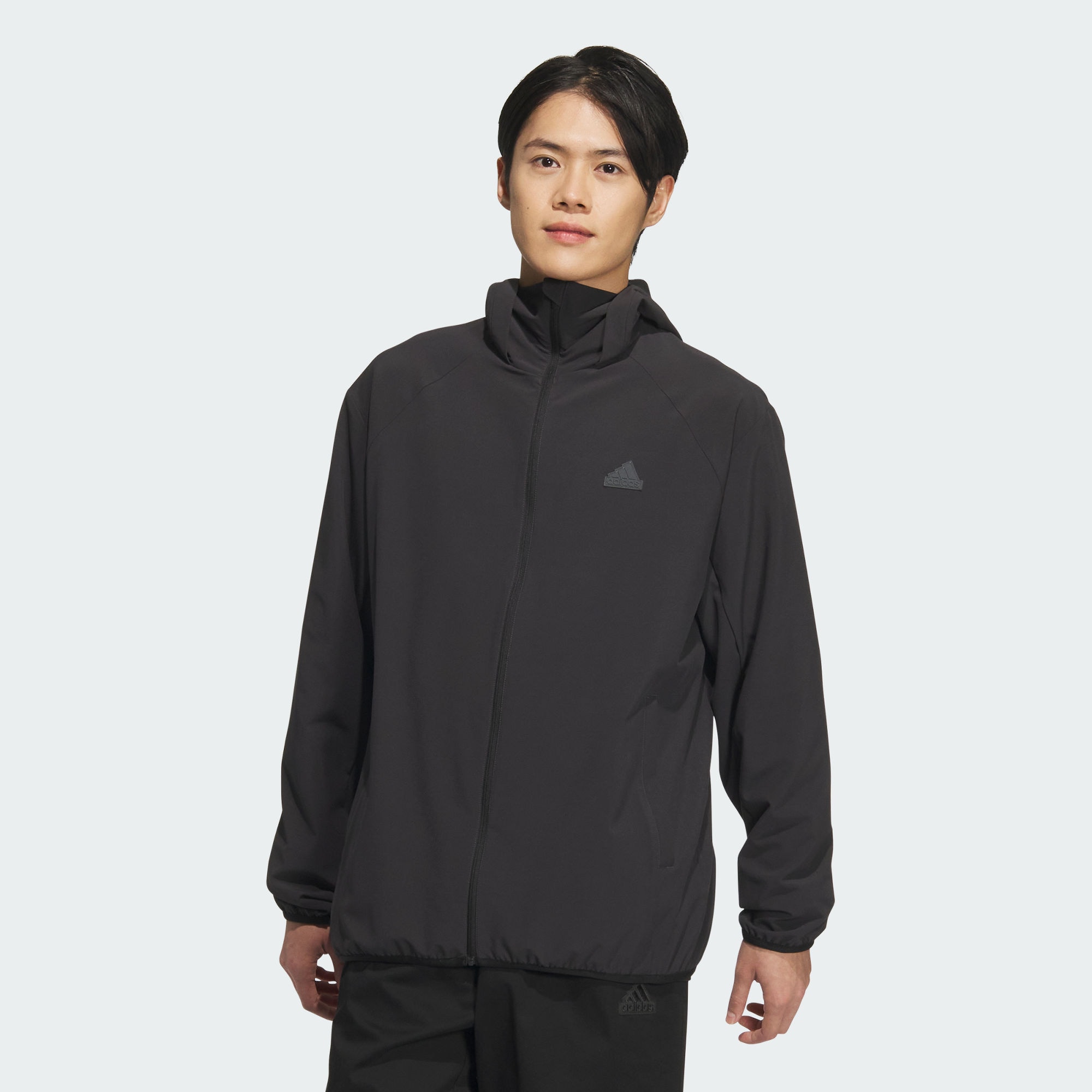 Куртка adidas WOVEN UPF JACKET черная