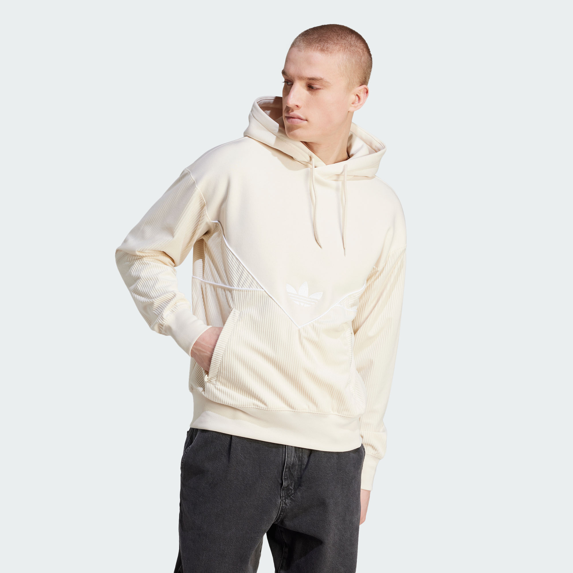 Мужское худи adidas ADICOLOR SEASONAL CORDUROY HOODIE белое