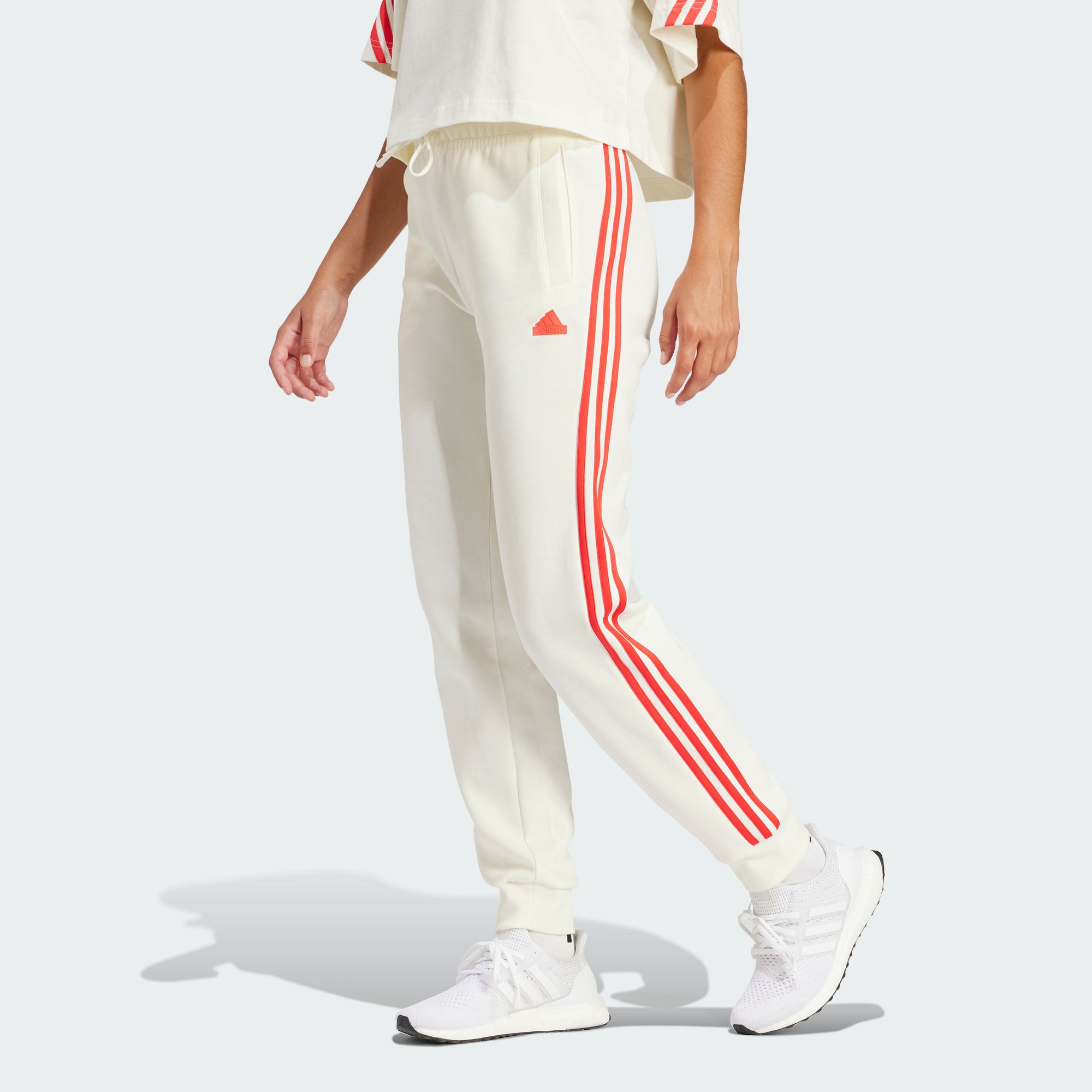 Женские брюки adidas FUTURE ICONS REGULAR PANTS белые