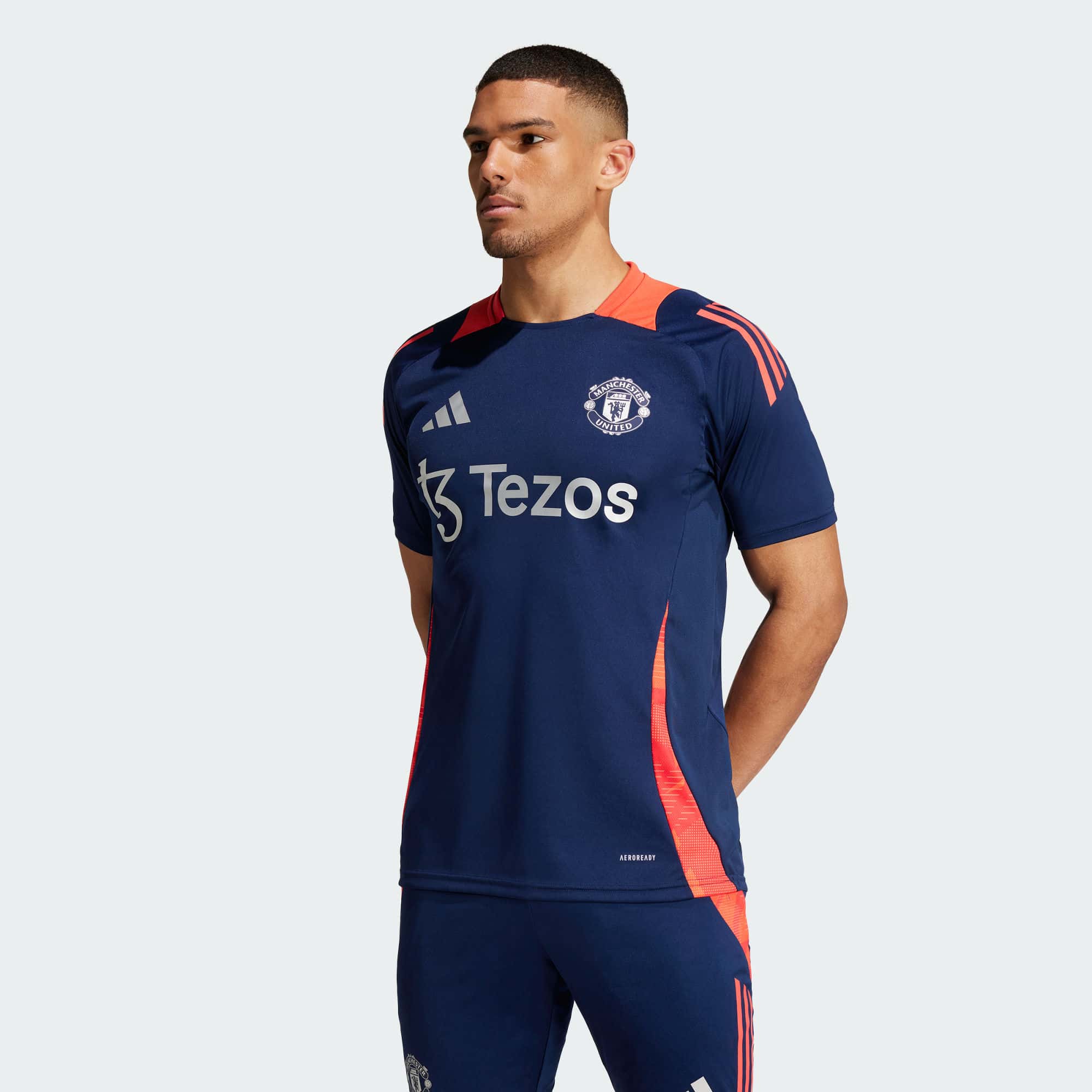 Мужские кроссовки adidas MANCHESTER UNITED TIRO 24