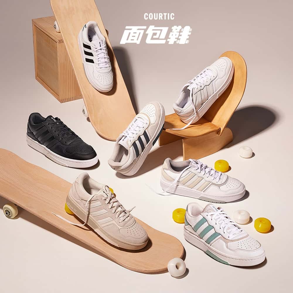 Кроссовки adidas COURTIC SHOES