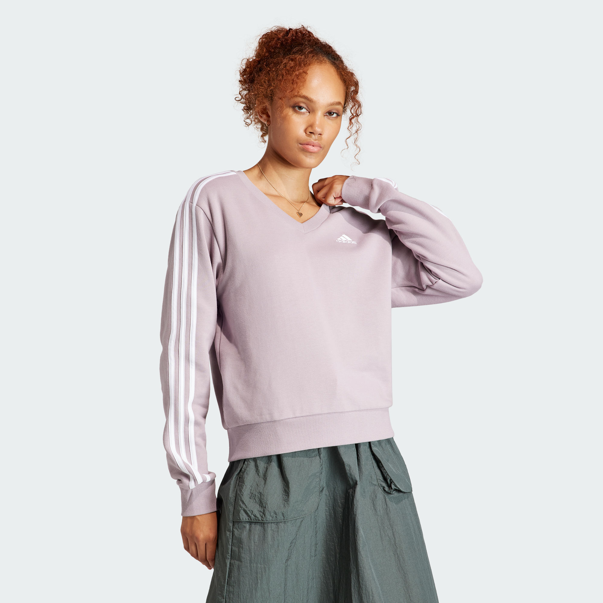 Женский свитшот adidas ESSENTIALS V-NECK SWEATSHIRT фиолетовый