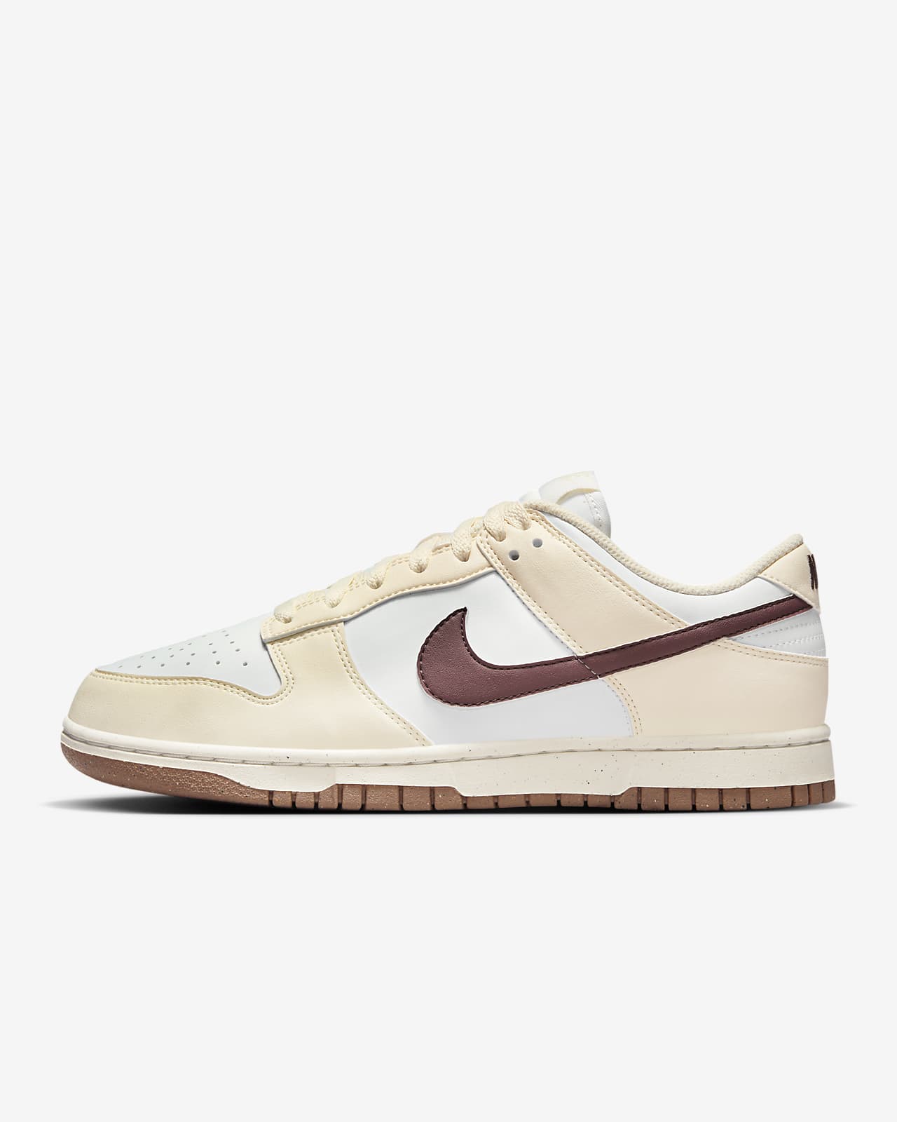 Женские кроссовки Nike Dunk Low Next Nature серые