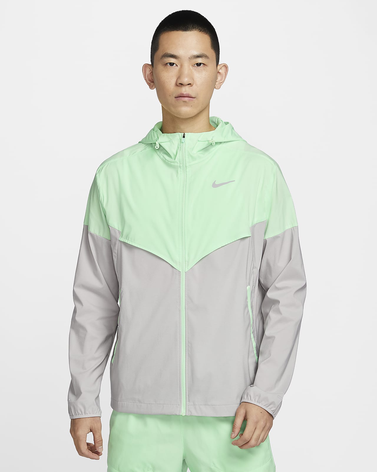 Мужская куртка Nike Windrunner зеленая