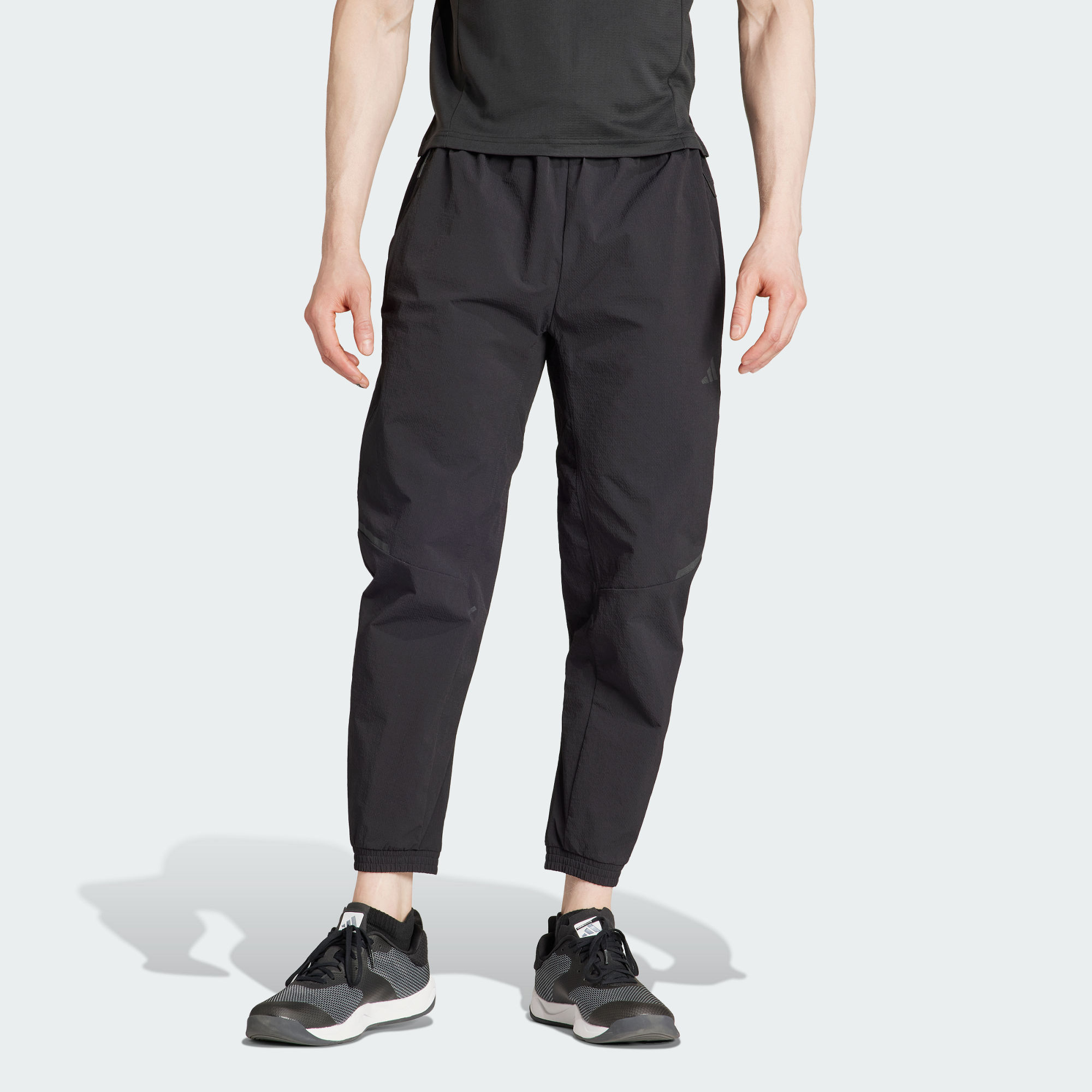 Мужские брюки adidas TRAINING ADISTRONG WORKOUT PANTS черные