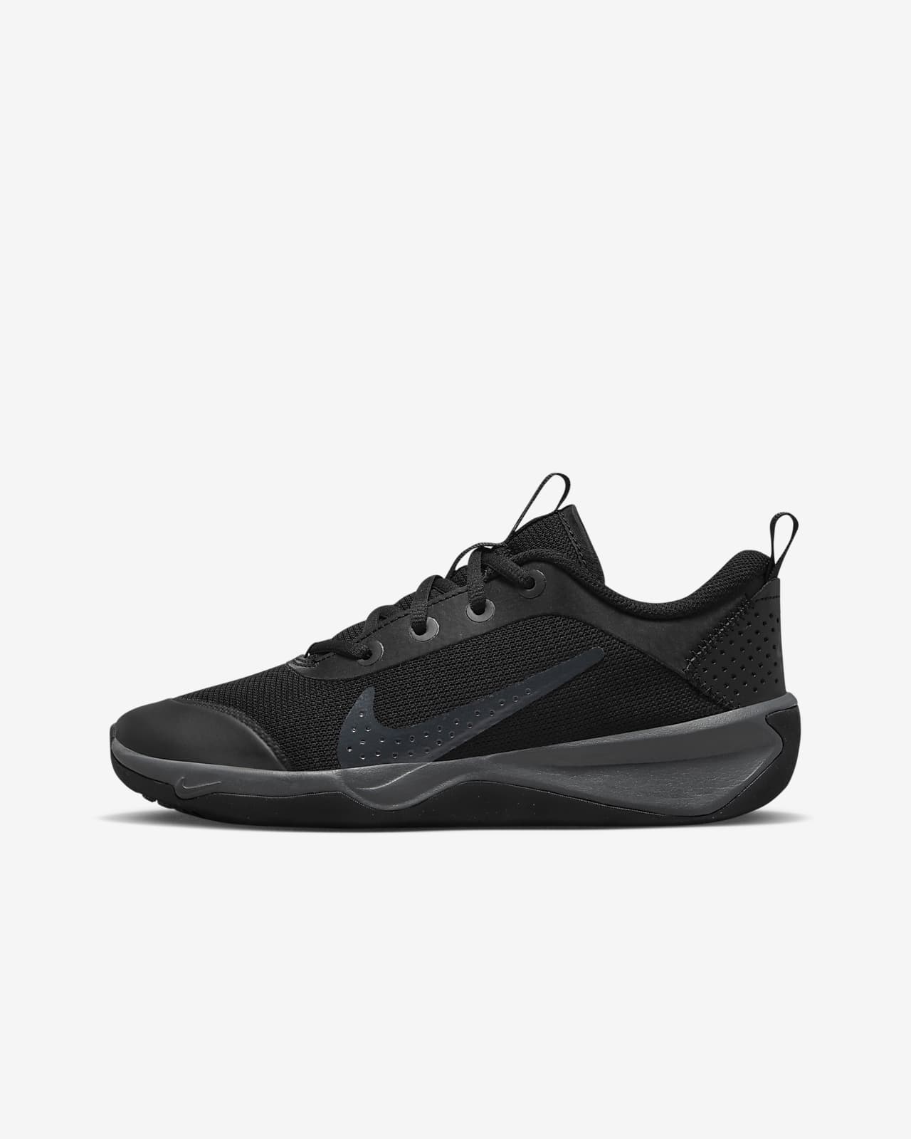 Детские кроссовки Nike Omni Multi-Court (GS) черные