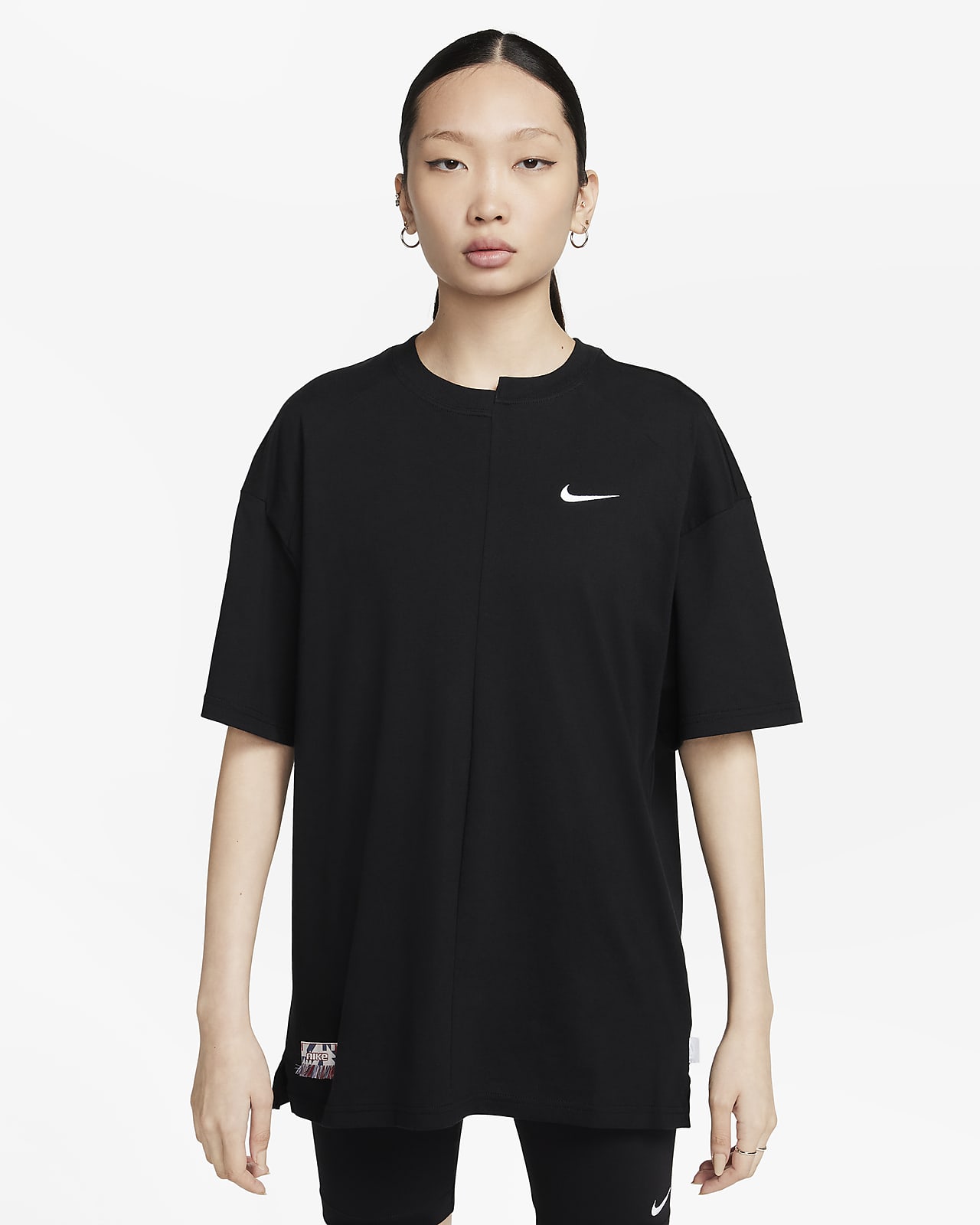 Женская футболка Nike Sportswear Collection черная