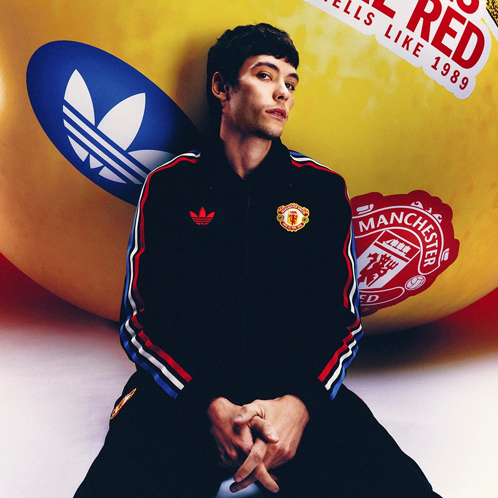 Мужская куртка adidas MANCHESTER UNITED STONE ROSES черная