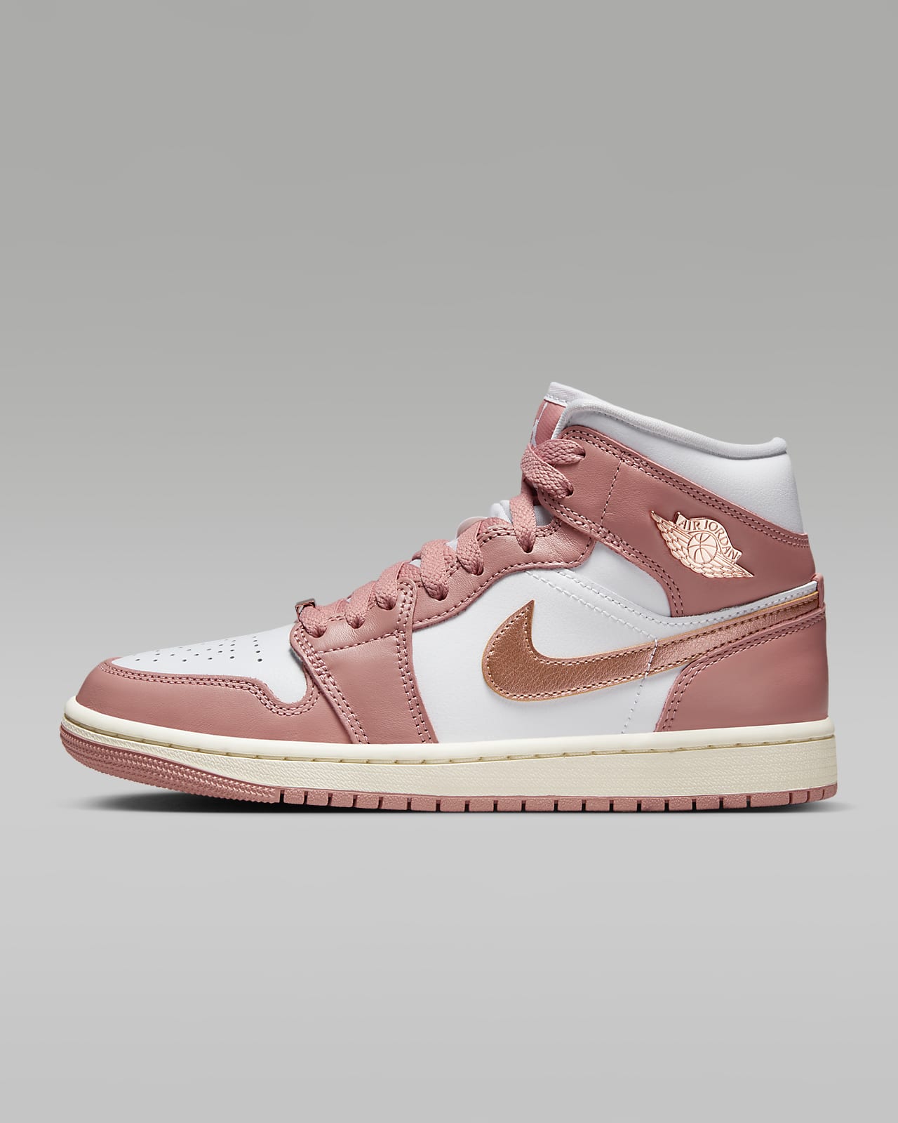 Женские кроссовки nike Air Jordan 1 Mid SE белые