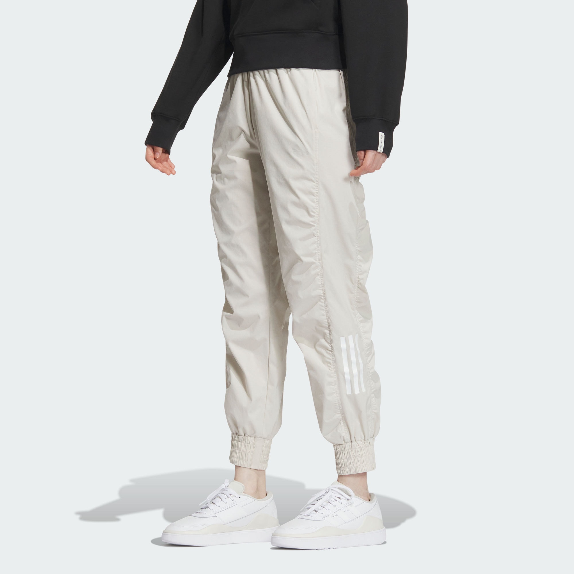 Женские брюки adidas SPORTSWEAR PANTS JE3199