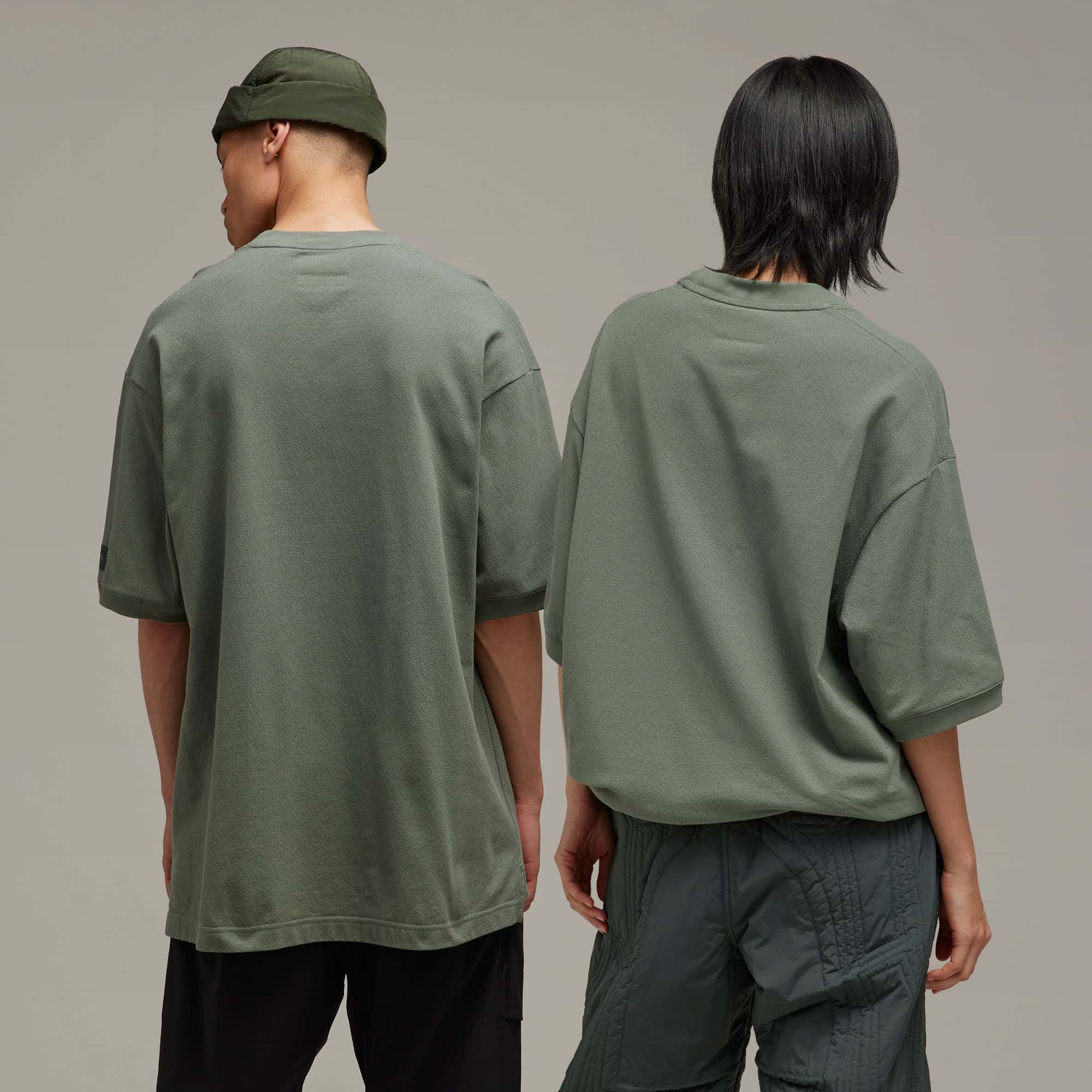 Футболка adidas CREPE POCKET TEE