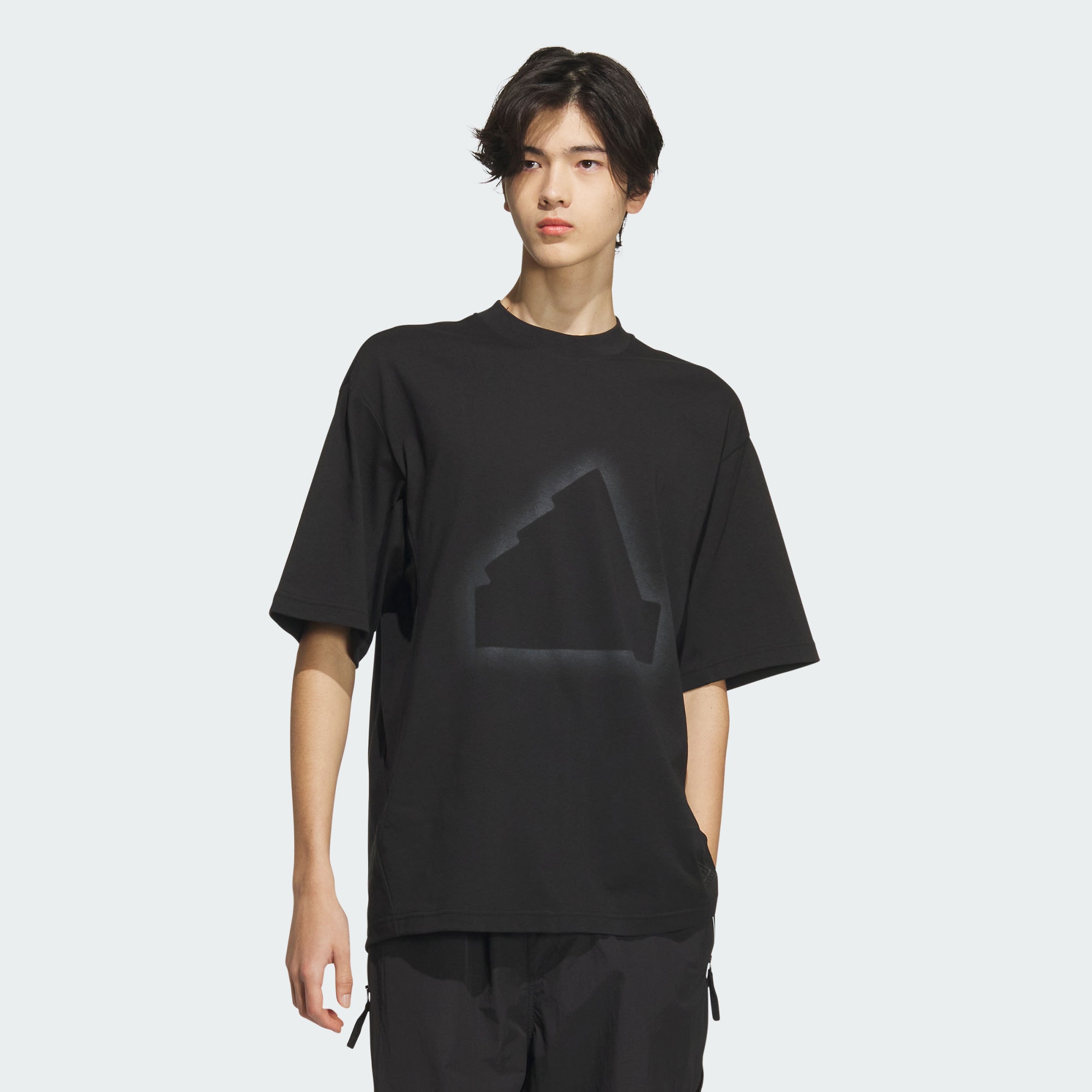 Мужская футболка adidas FUTURE STYLE GRAPHIC T-SHIRT черная