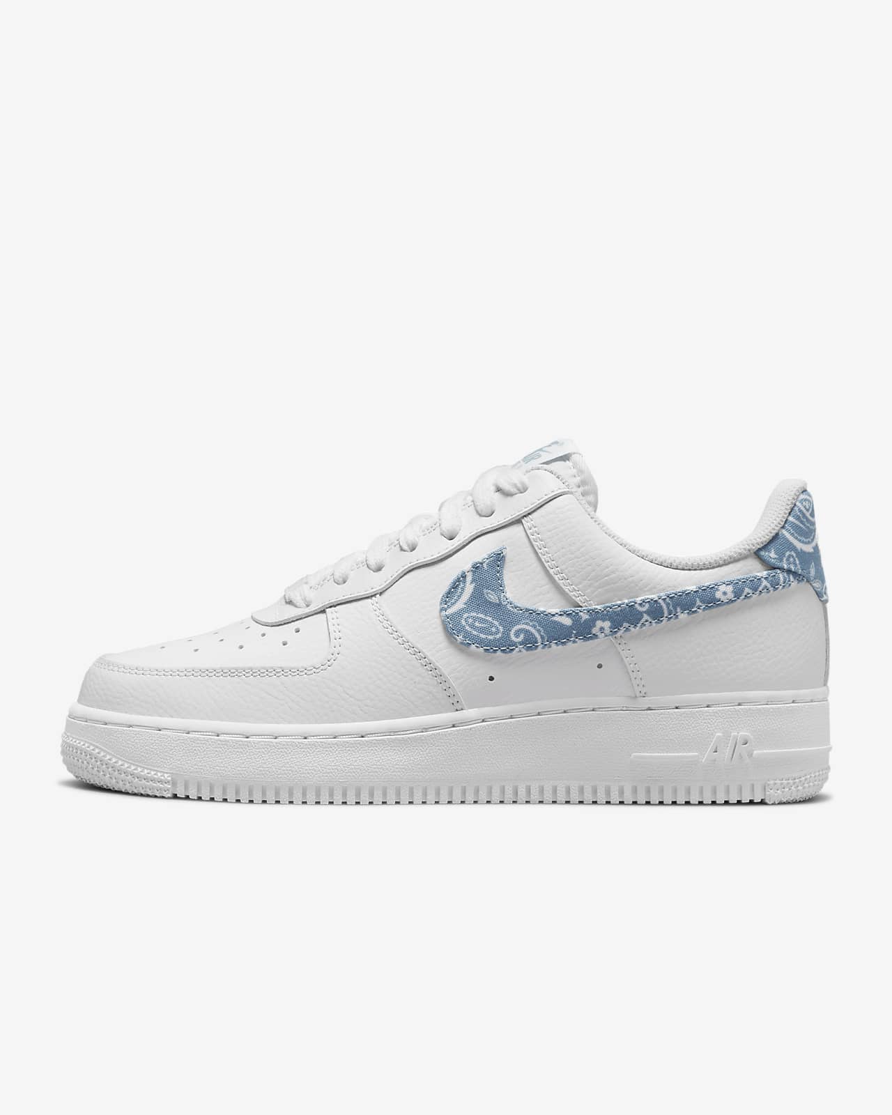 Женские кроссовки Nike Air Force 1 &#8217;07 ESS белые