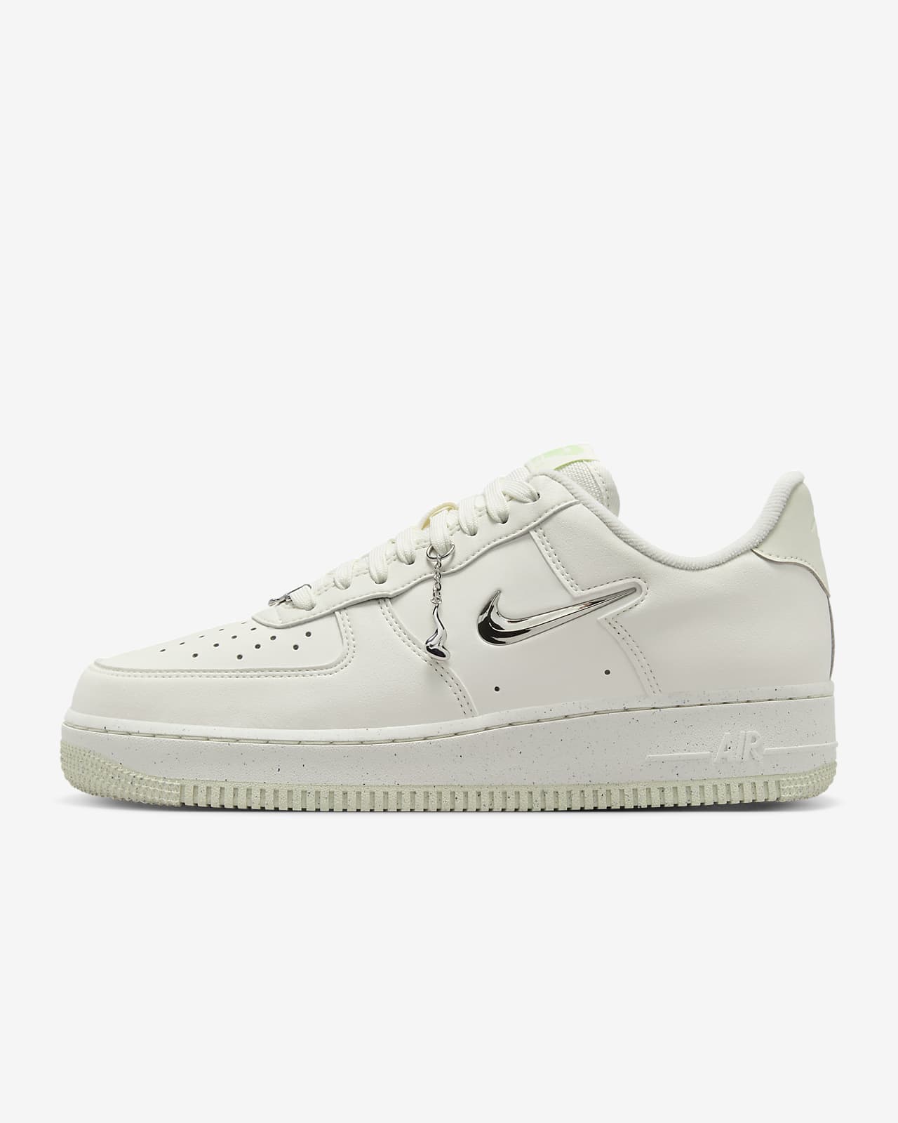 Женские кроссовки Nike Air Force 1 &#8217;07 NN SE зеленые