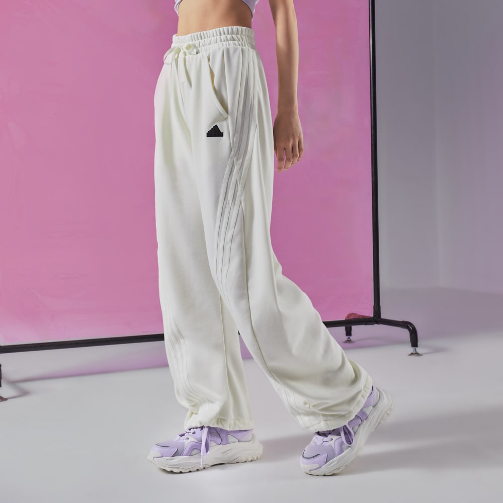 Женские брюки adidas DANCE FRENCH TERRY JOGGERS белые