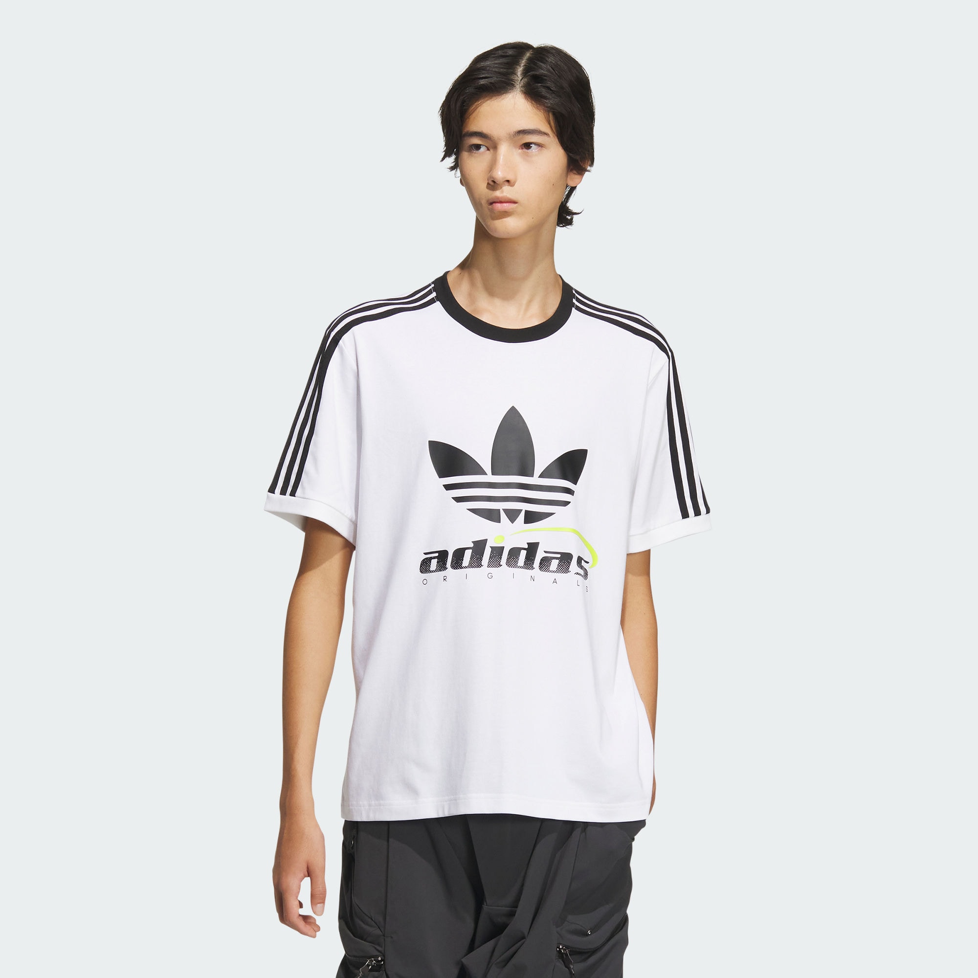 Мужская футболка adidas LOGO PLAY SHORT SLEEVE T-SHIRT белая