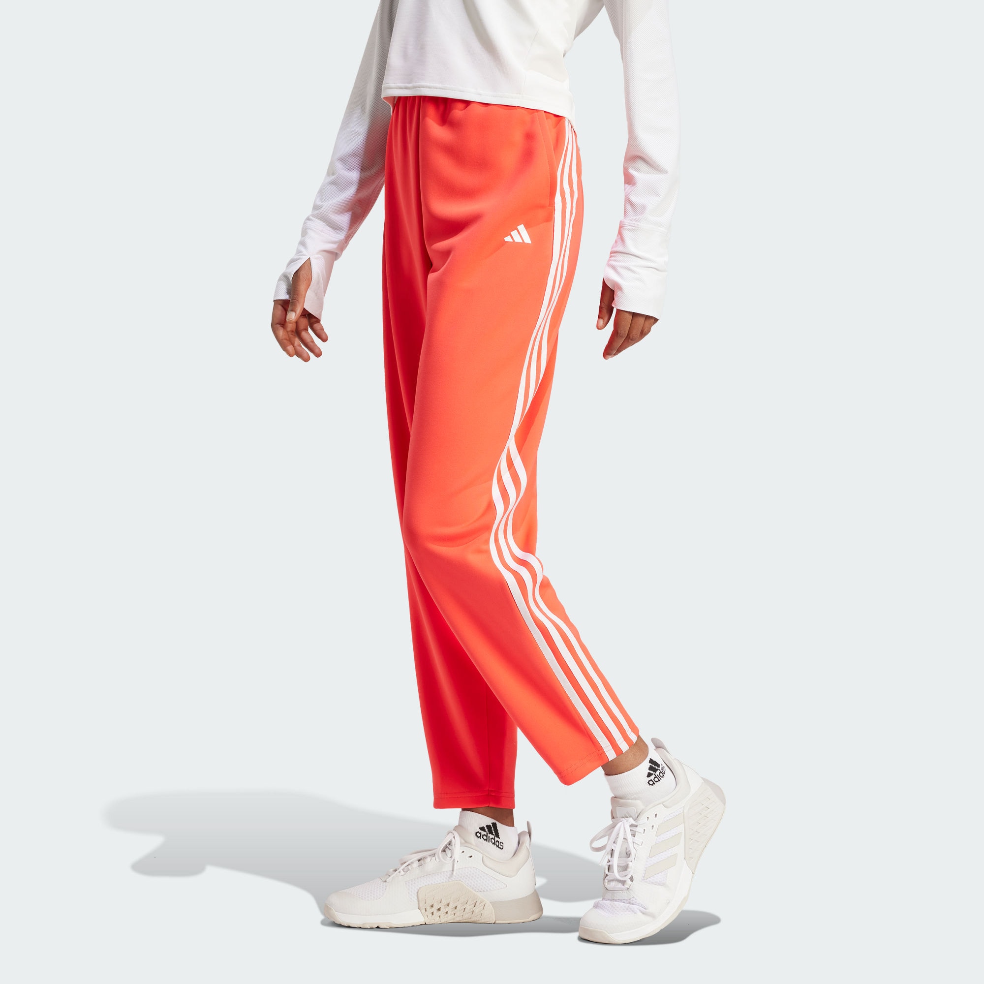 Женские брюки adidas AEROREADY TRAIN ESSENTIALS PANTS IS3970