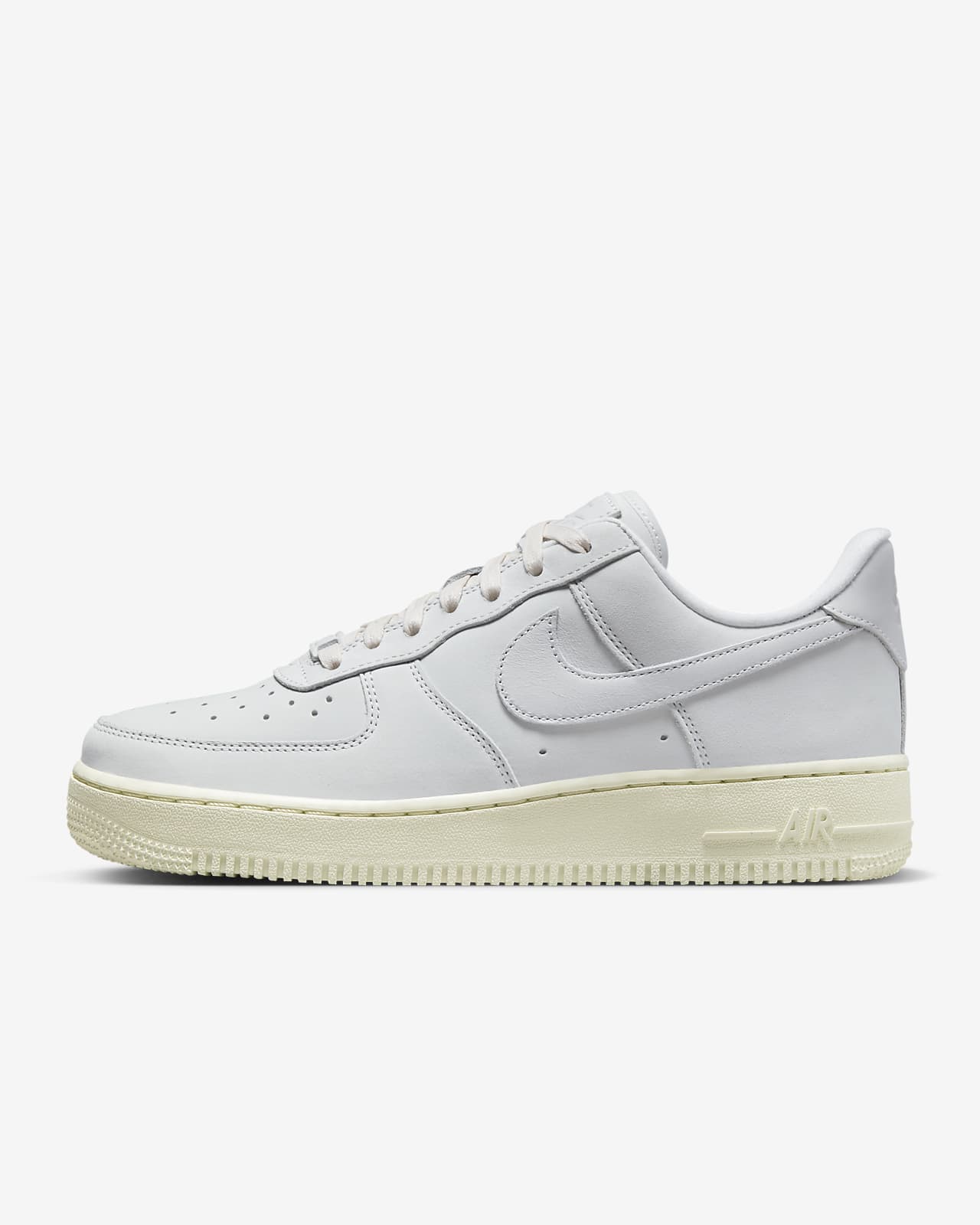 Женские кроссовки Nike Air Force 1 PRM MF белые