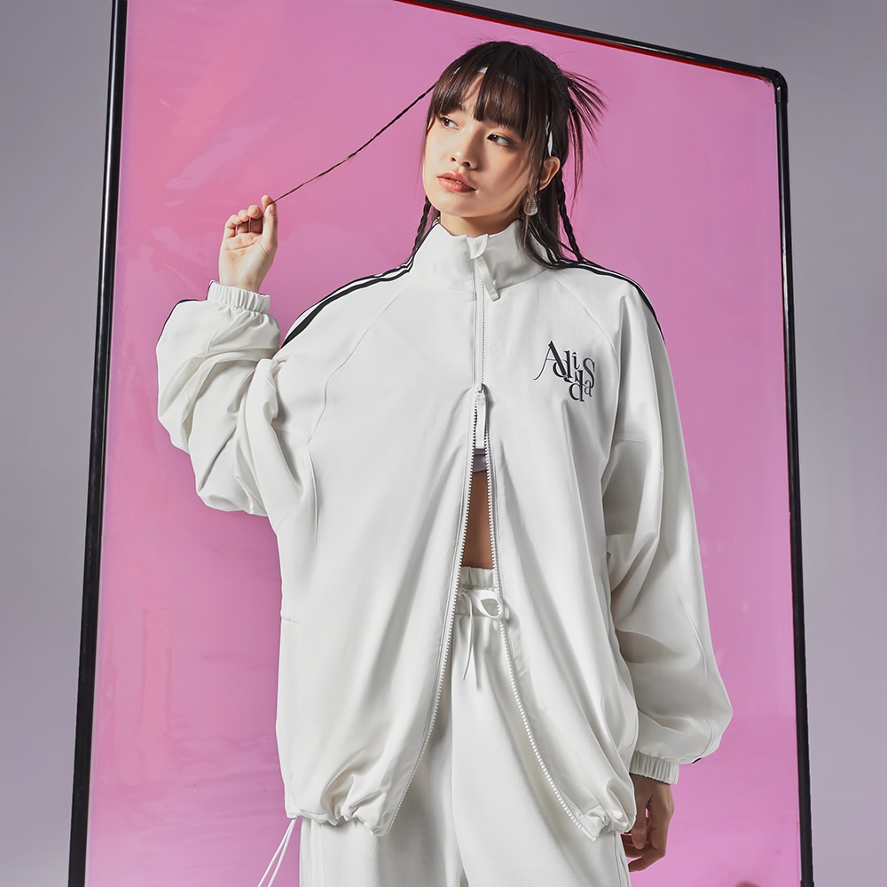 Женская куртка adidas DANCE JACKET белая