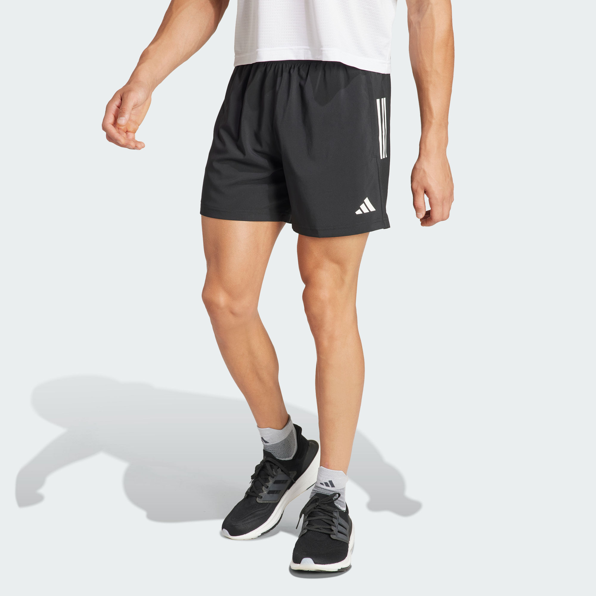 Мужские шорты adidas OWN THE RUN SHORTS черные