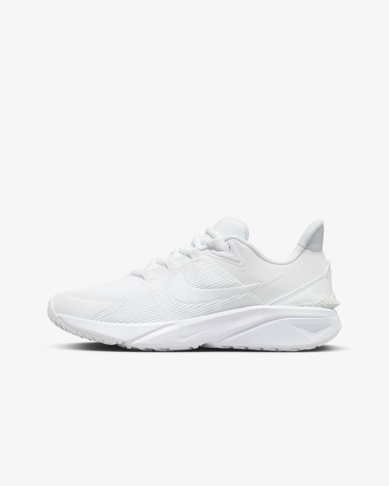 Детские кроссовки Nike Star Runner 4 Next Nature (GS) белые