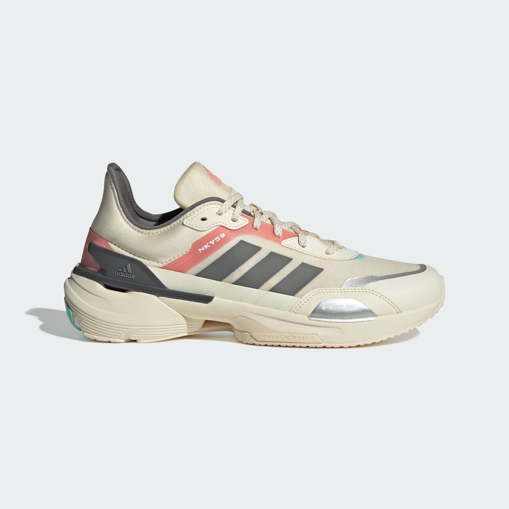 Кроссовки adidas MTS