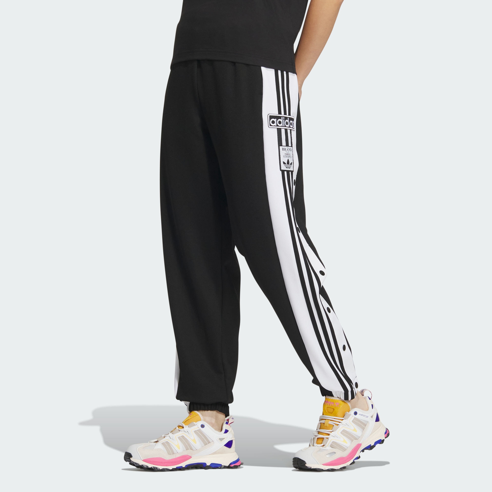 Женские брюки adidas ADICOLOR ADIBREAK PANTS JE3488