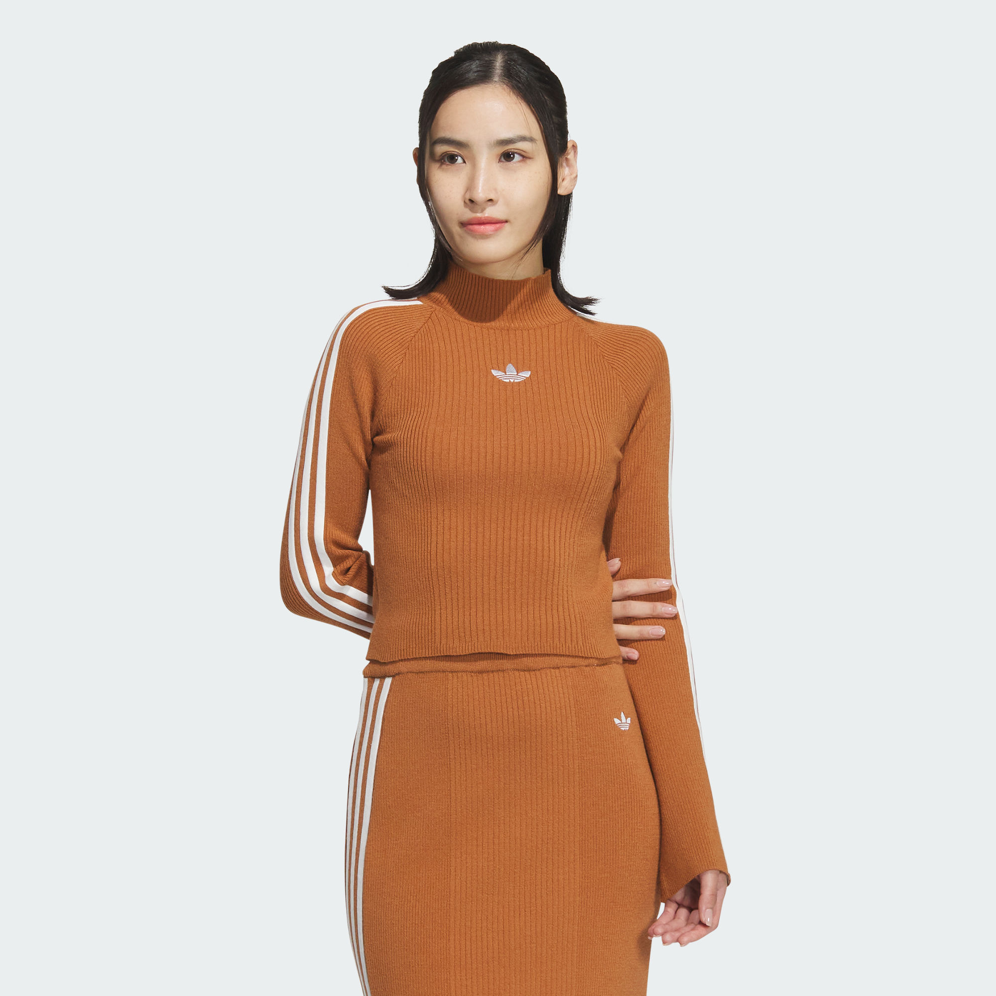 Женский топ adidas PREMIUM KNIT TURTLENECK TOP JI7059