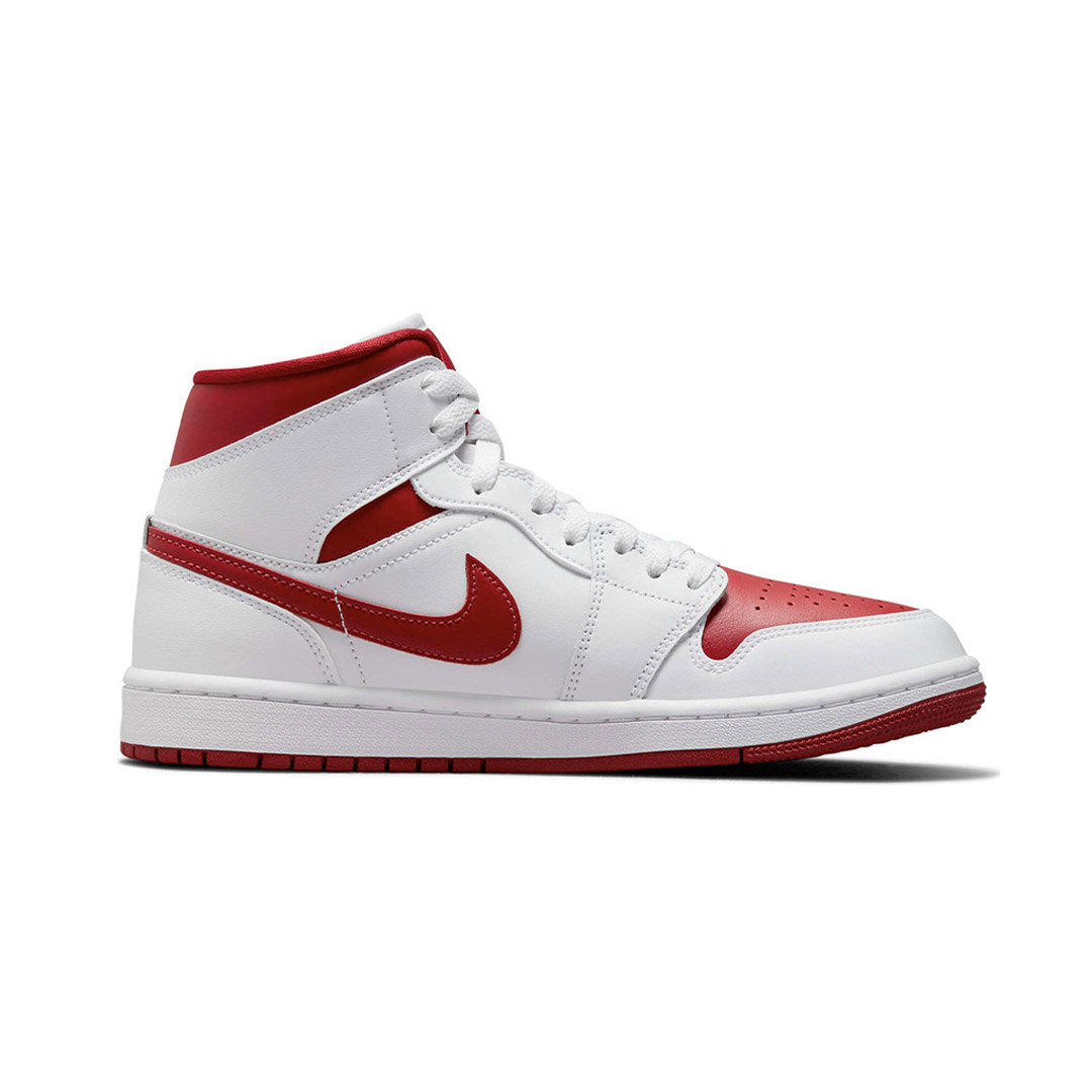 Кроссовки Nike Air Jordan 1 Mid WMNS Reverse Chicago