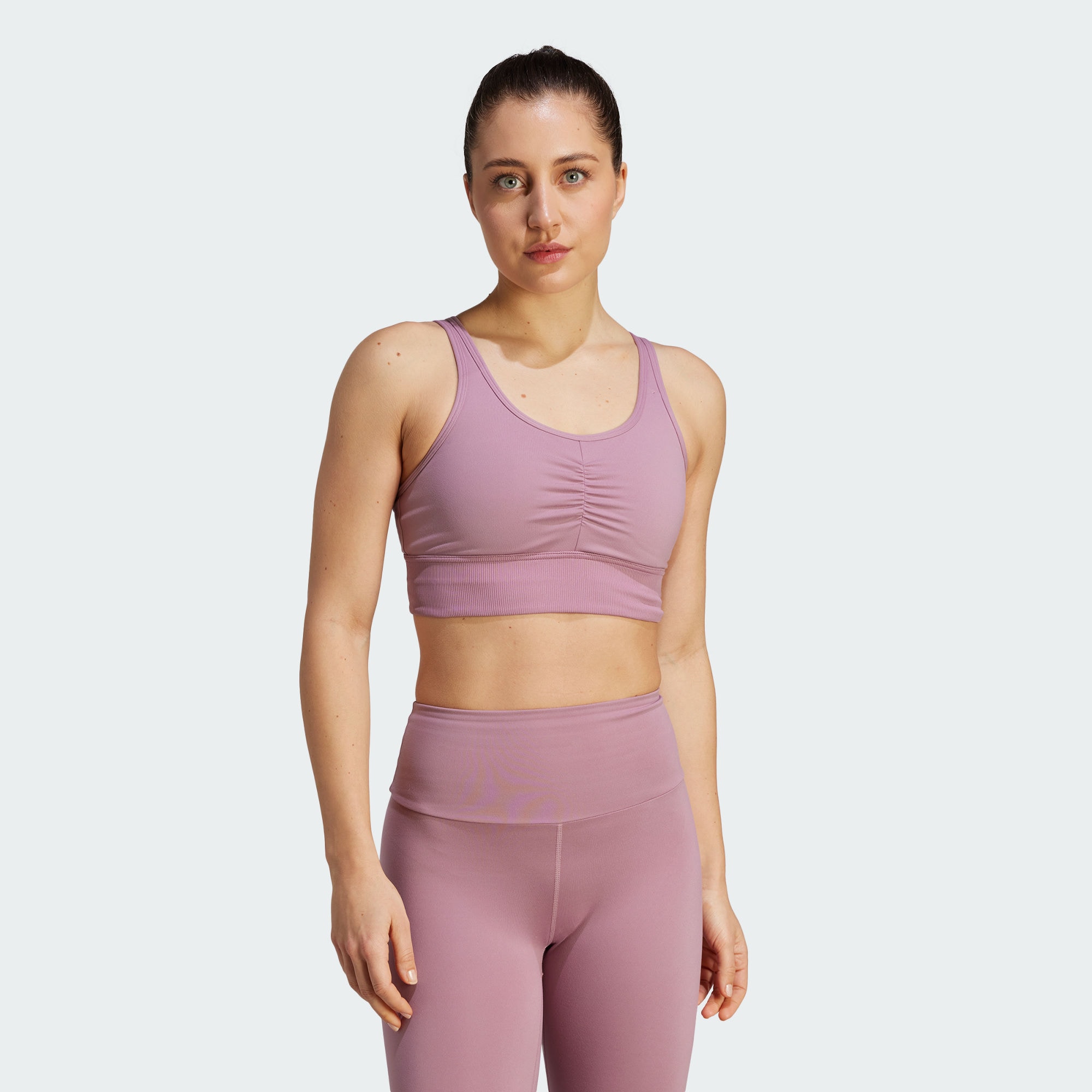 Женский топ adidas ESSENTIALS MEDIUM-SUPPORT BRA