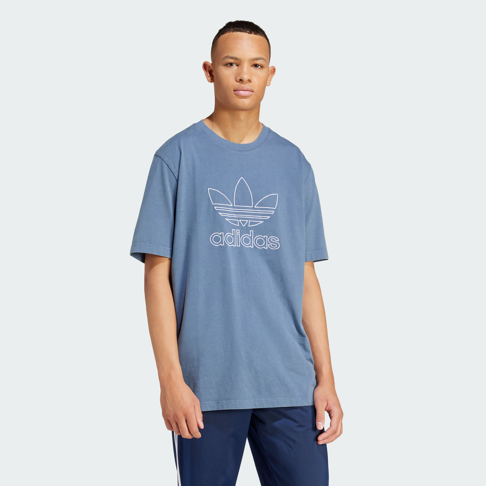 Мужская футболка adidas ADICOLOR OUTLINE TREFOIL T-SHIRT IR8002