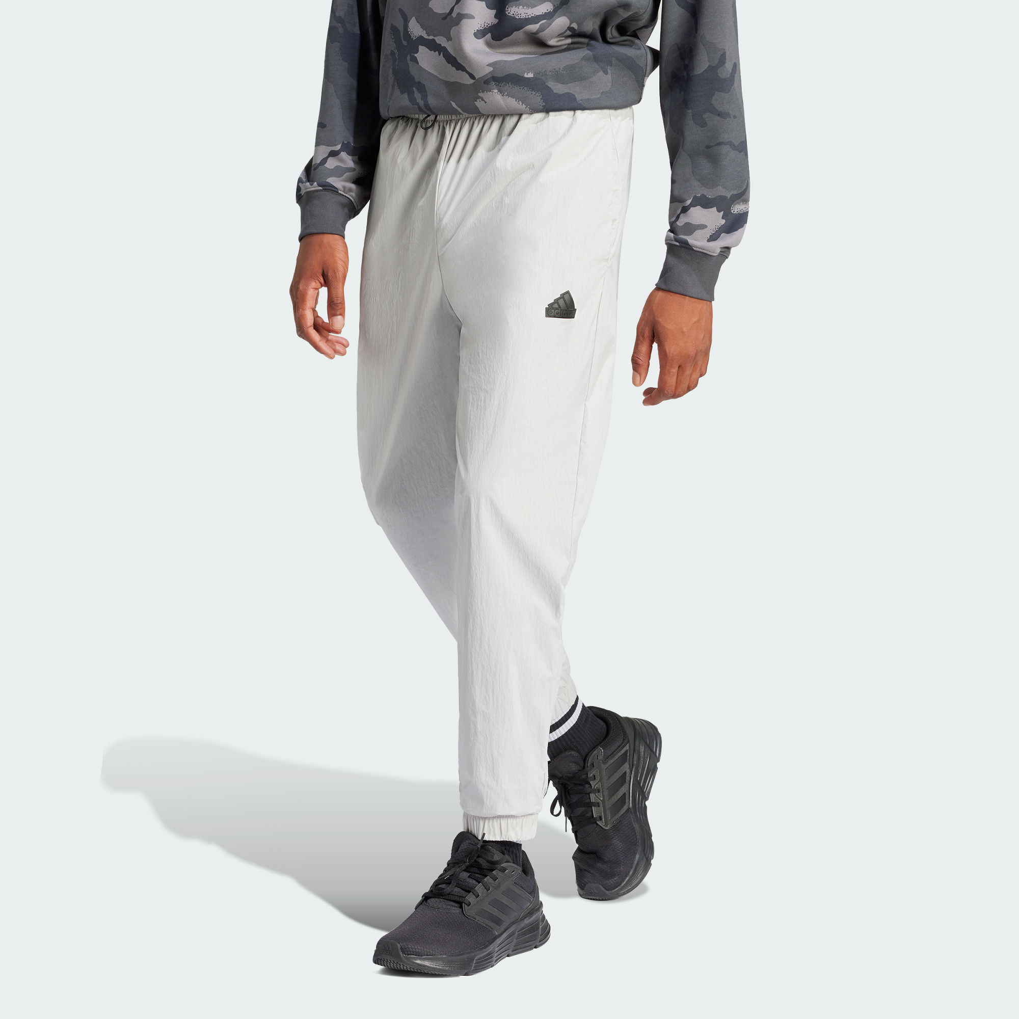 Мужские брюки adidas CITY ESCAPE PANTS серые