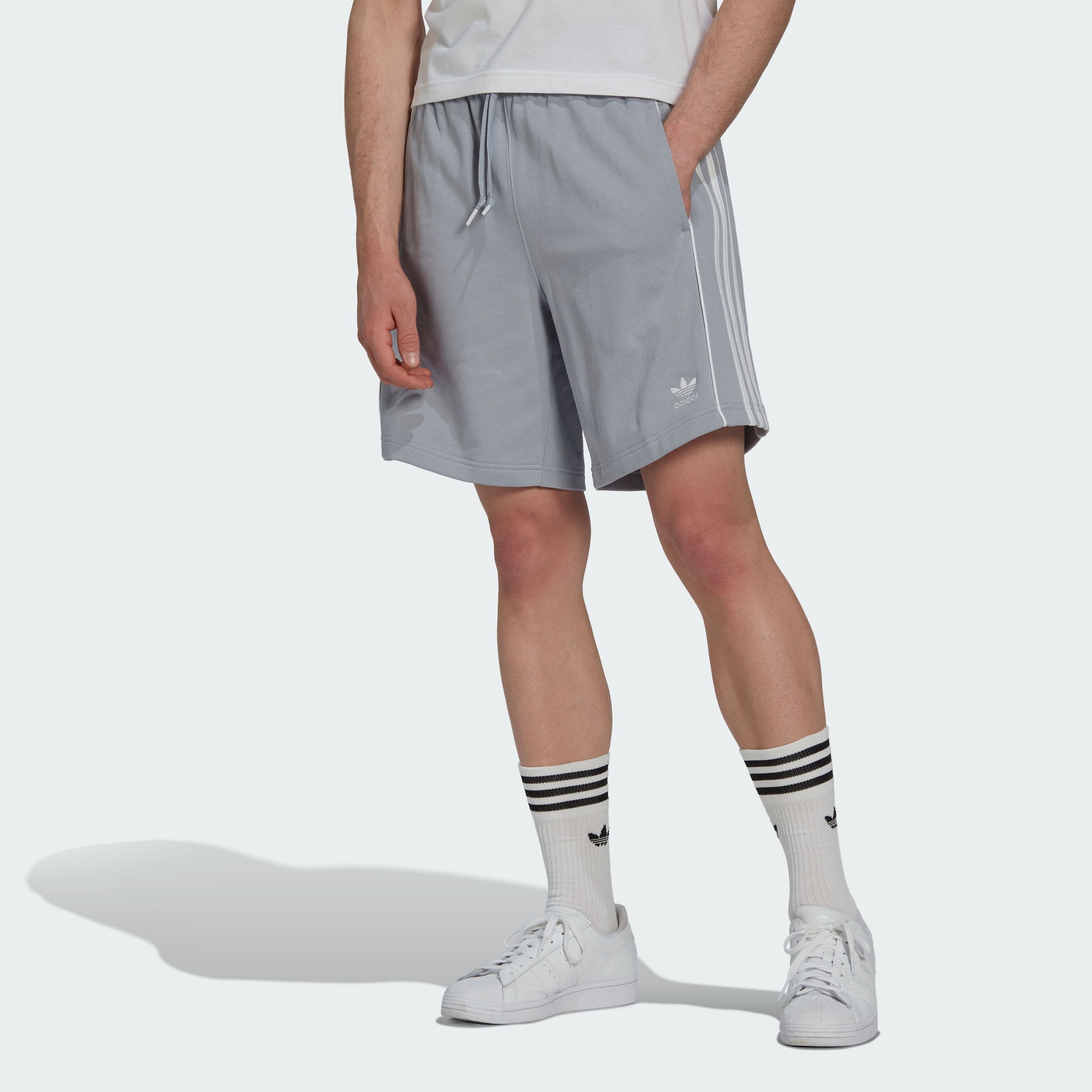 Мужские шорты adidas REKIVE SHORTS HK7308