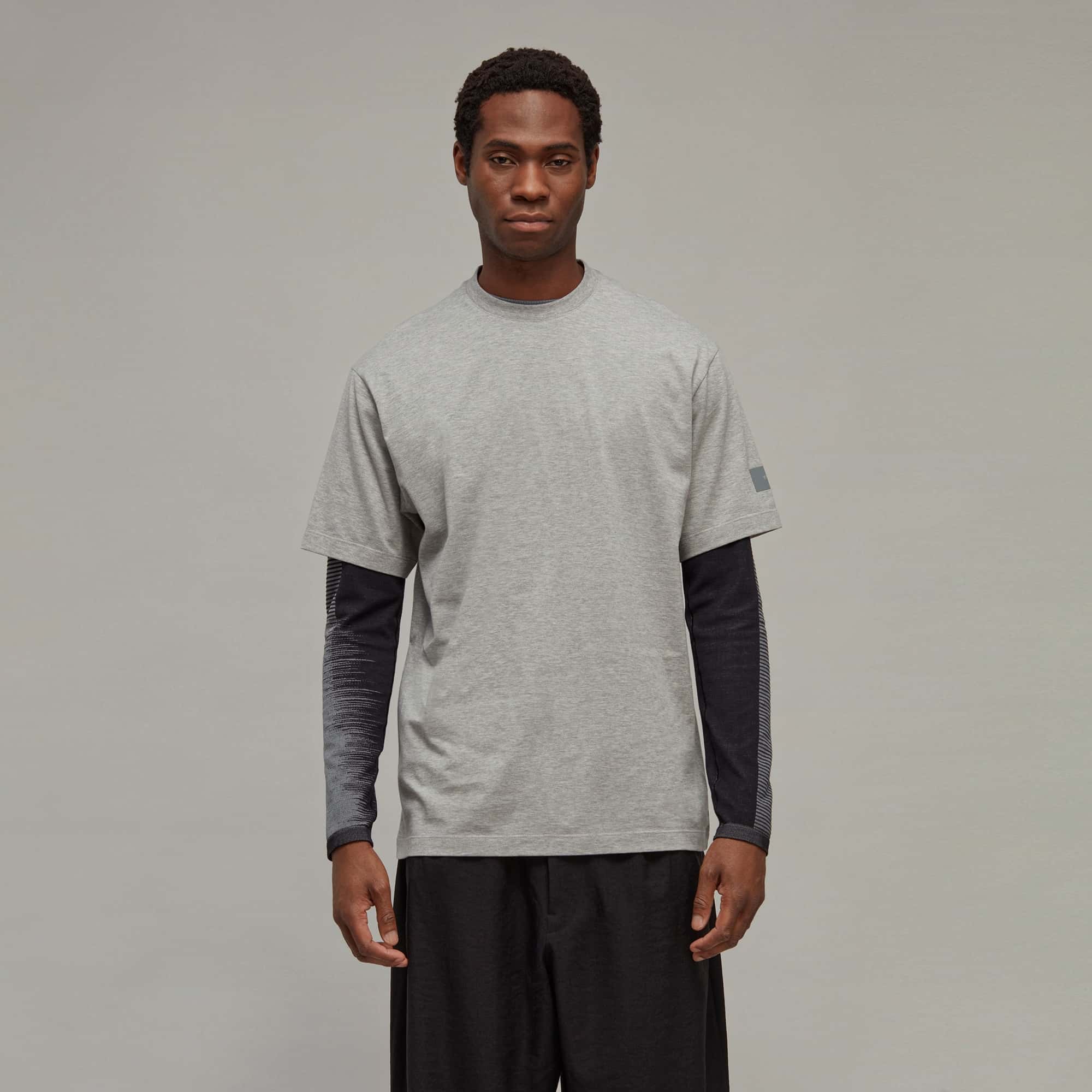 Футболка adidas RELAXED SHORT SLEEVE TEE