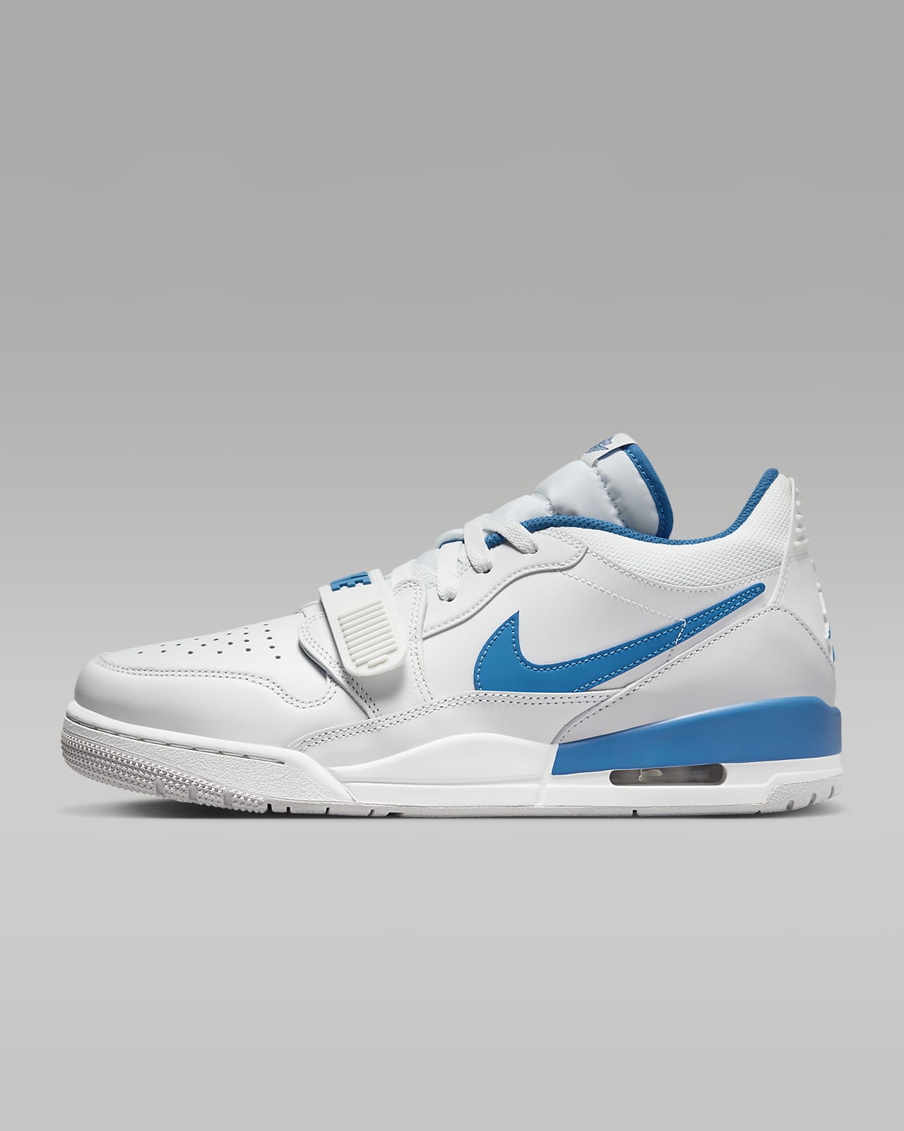 Мужские кроссовки nike Air Jordan Legacy 312 Low серые