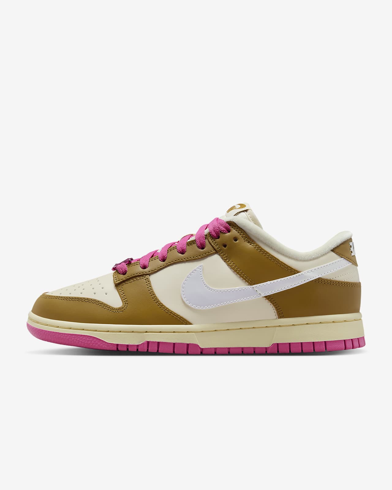 Женские кроссовки Nike Dunk Low SE розовые