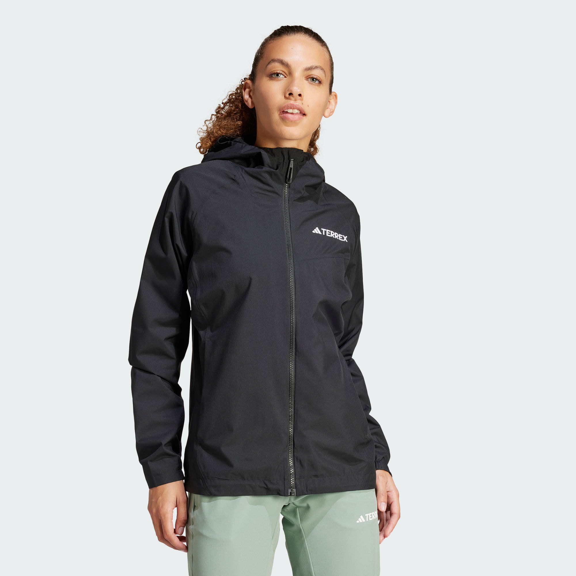 Женская куртка adidas MULTI 2L RAIN.RDY JACKET черная